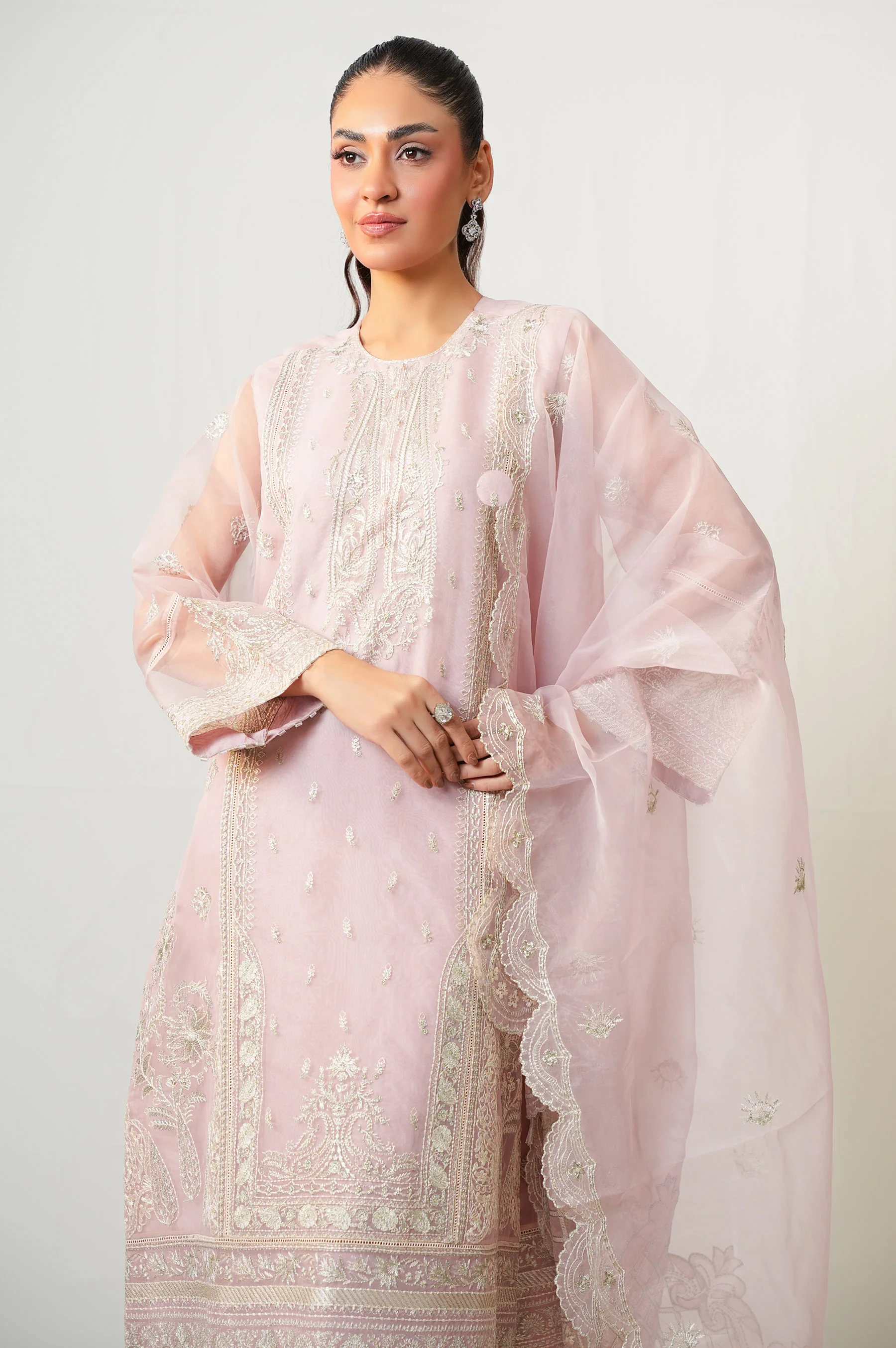 UNSTITCHED 3 PIECE 3 PIECE EMBROIDERED SUIT - Image 5