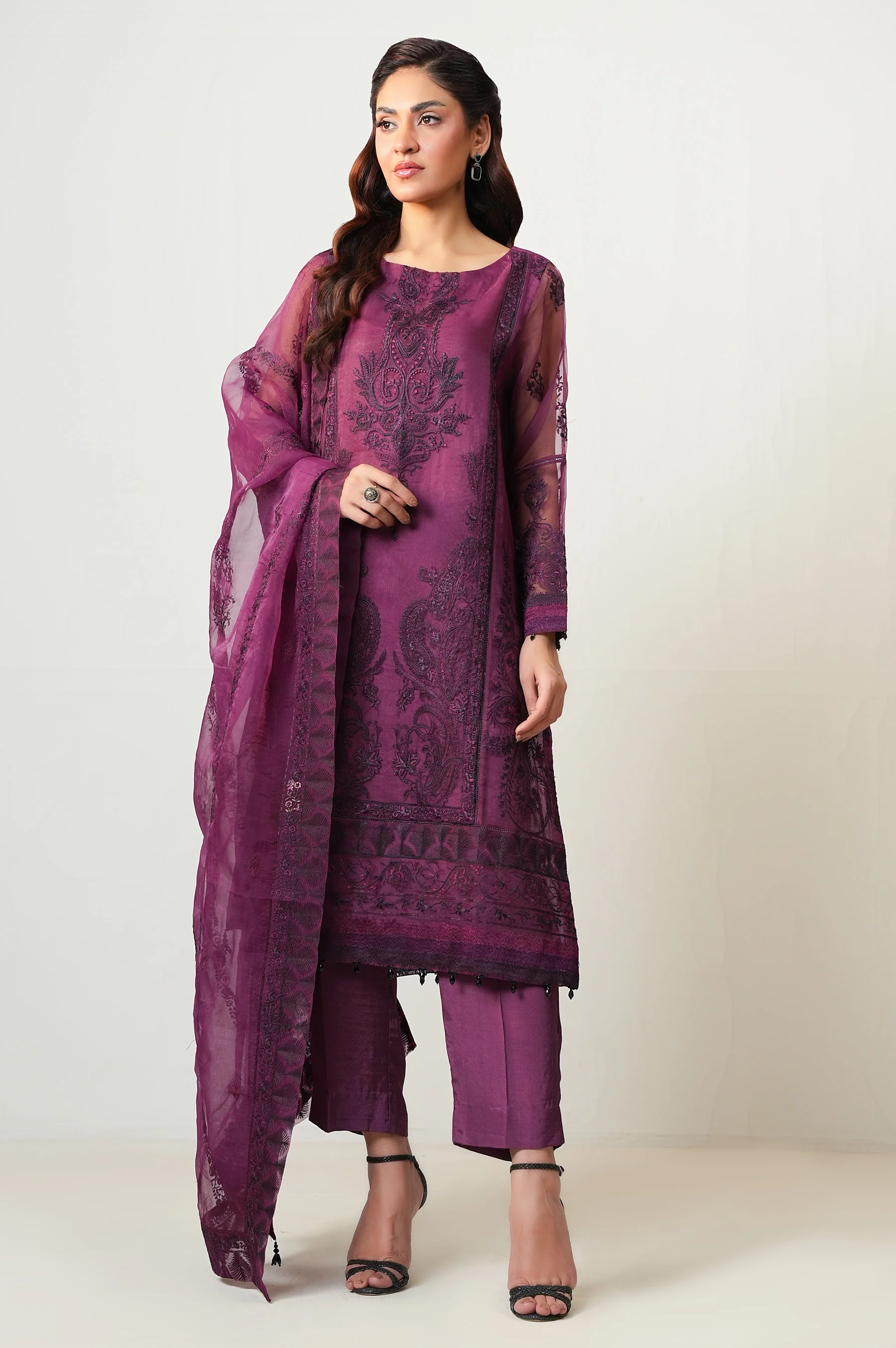 UNSTITCHED 3 PIECE EMBROIDERED SUIT