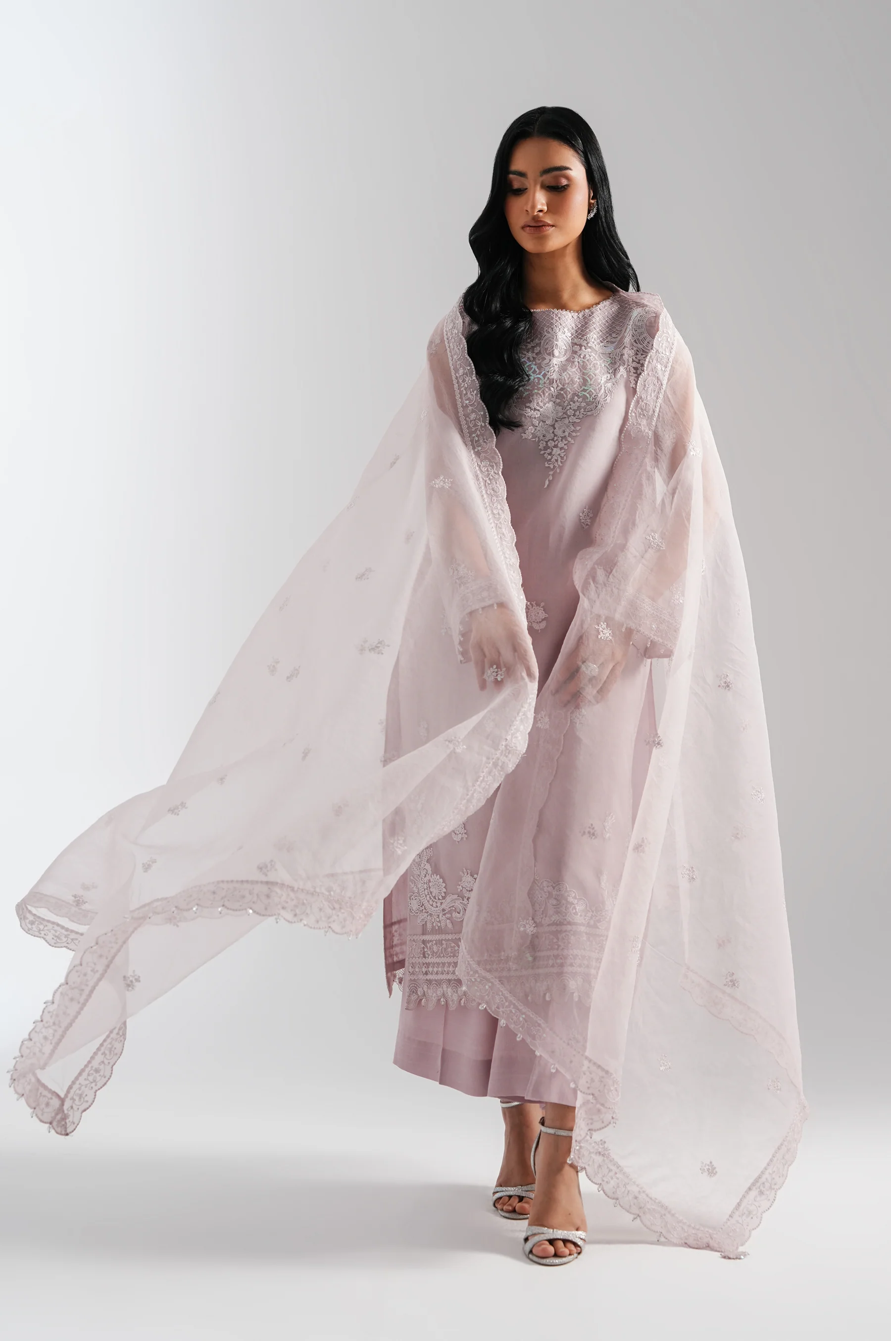 UNSTITCHED EMBROIDERED SUIT - Image 6