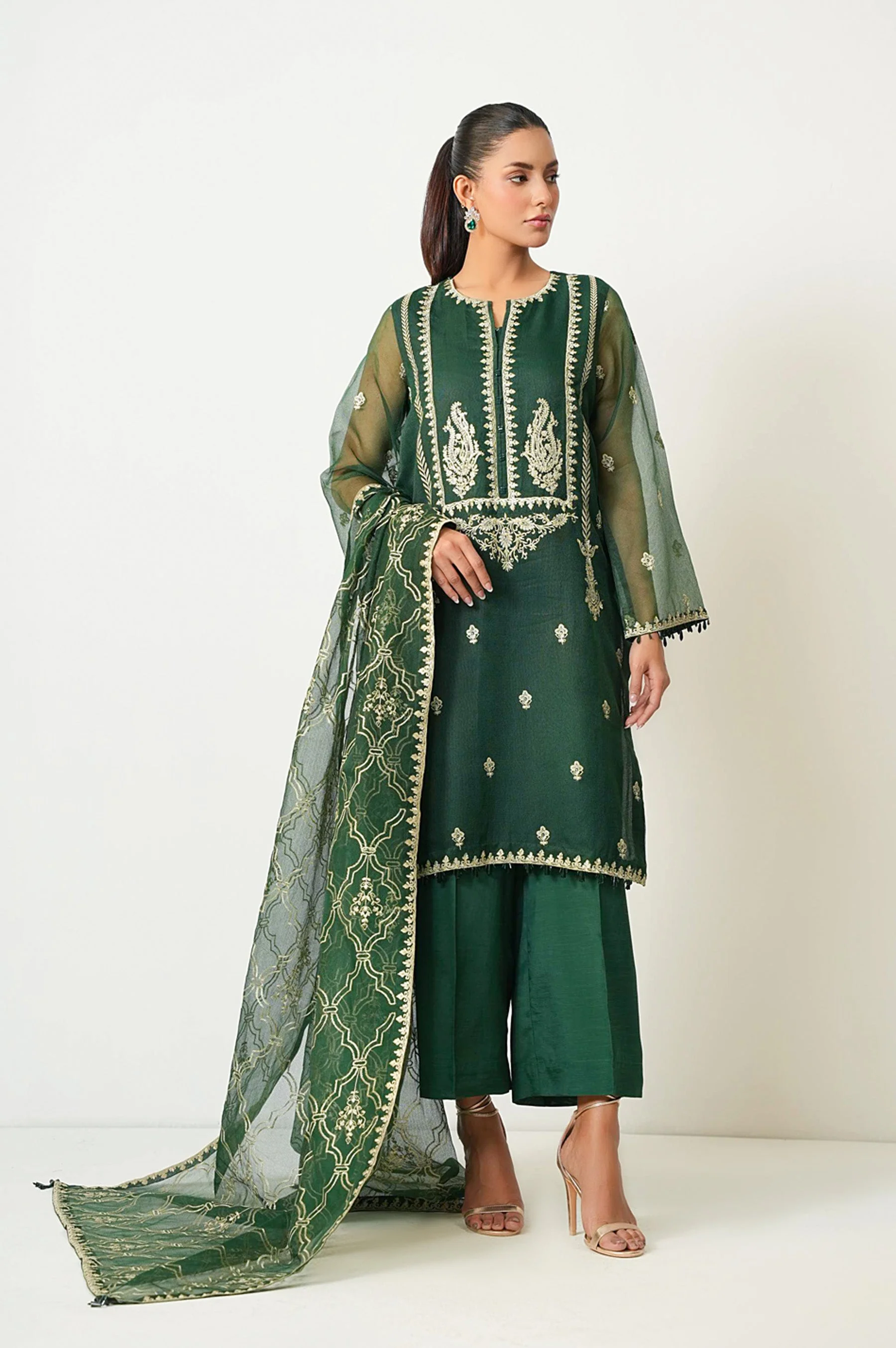 EMBROIDERED SUIT - Image 6