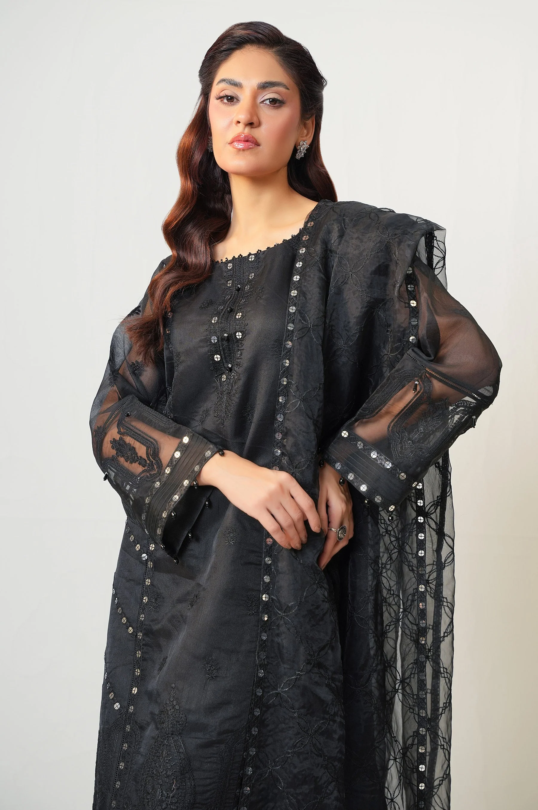 EMBROIDERED SUIT - Image 6