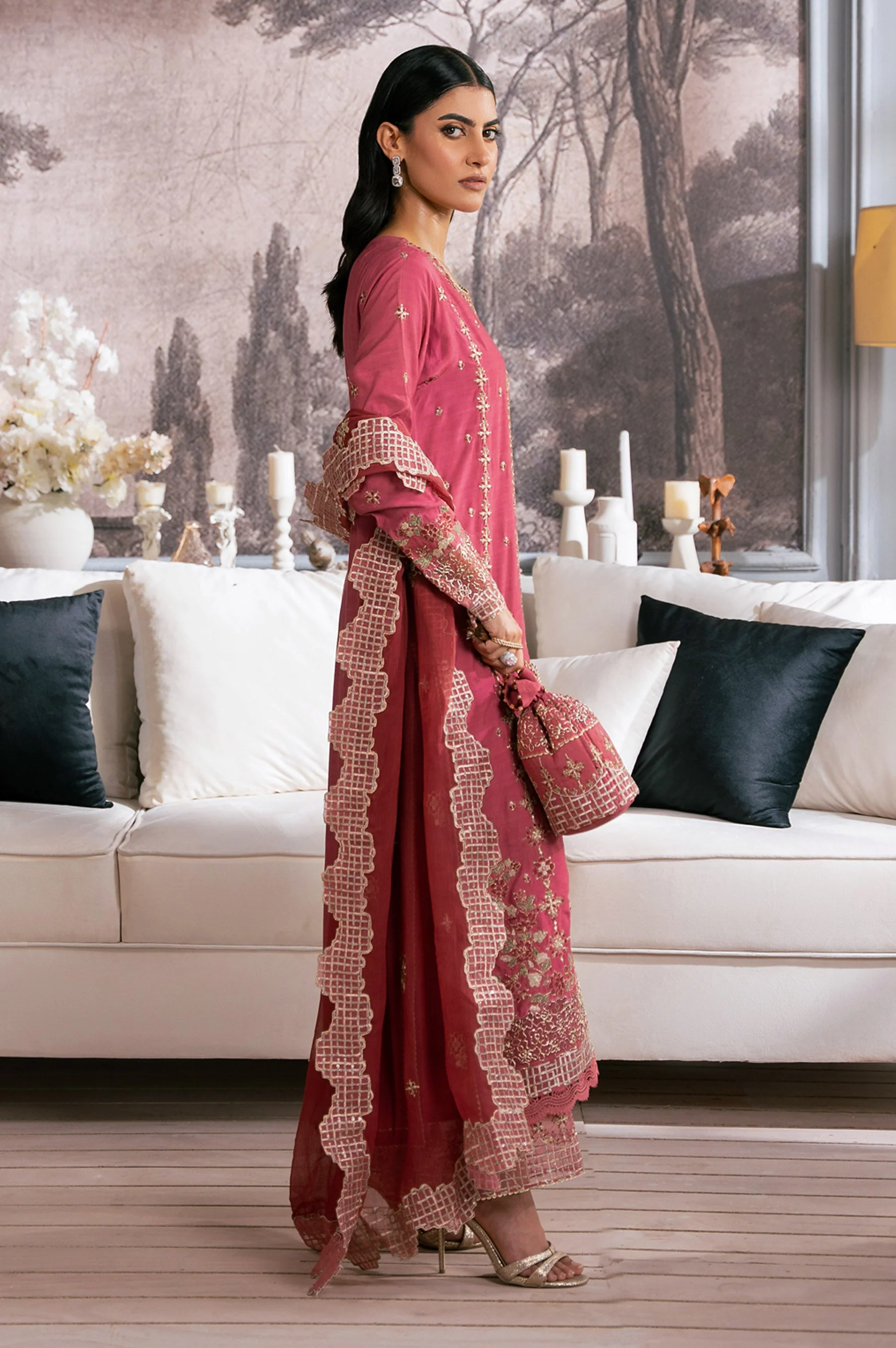 EMBROIDERED SUIT - Image 2