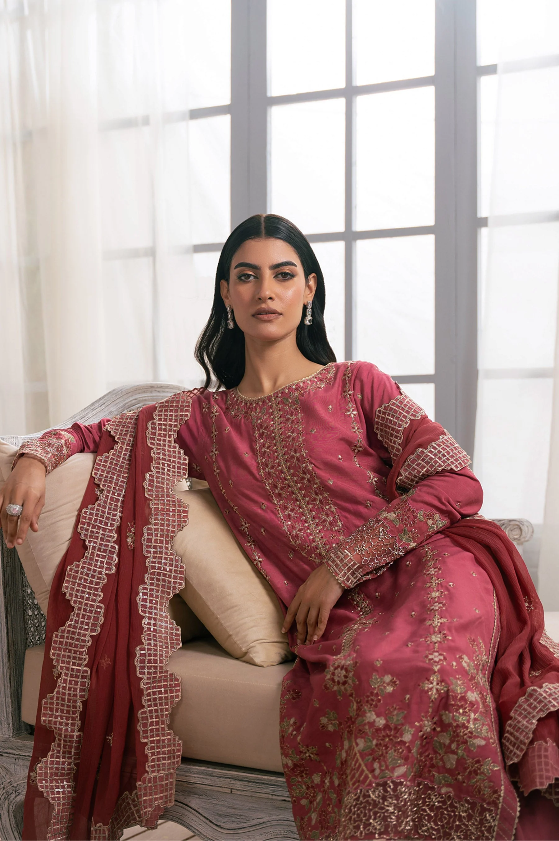 EMBROIDERED SUIT - Image 8