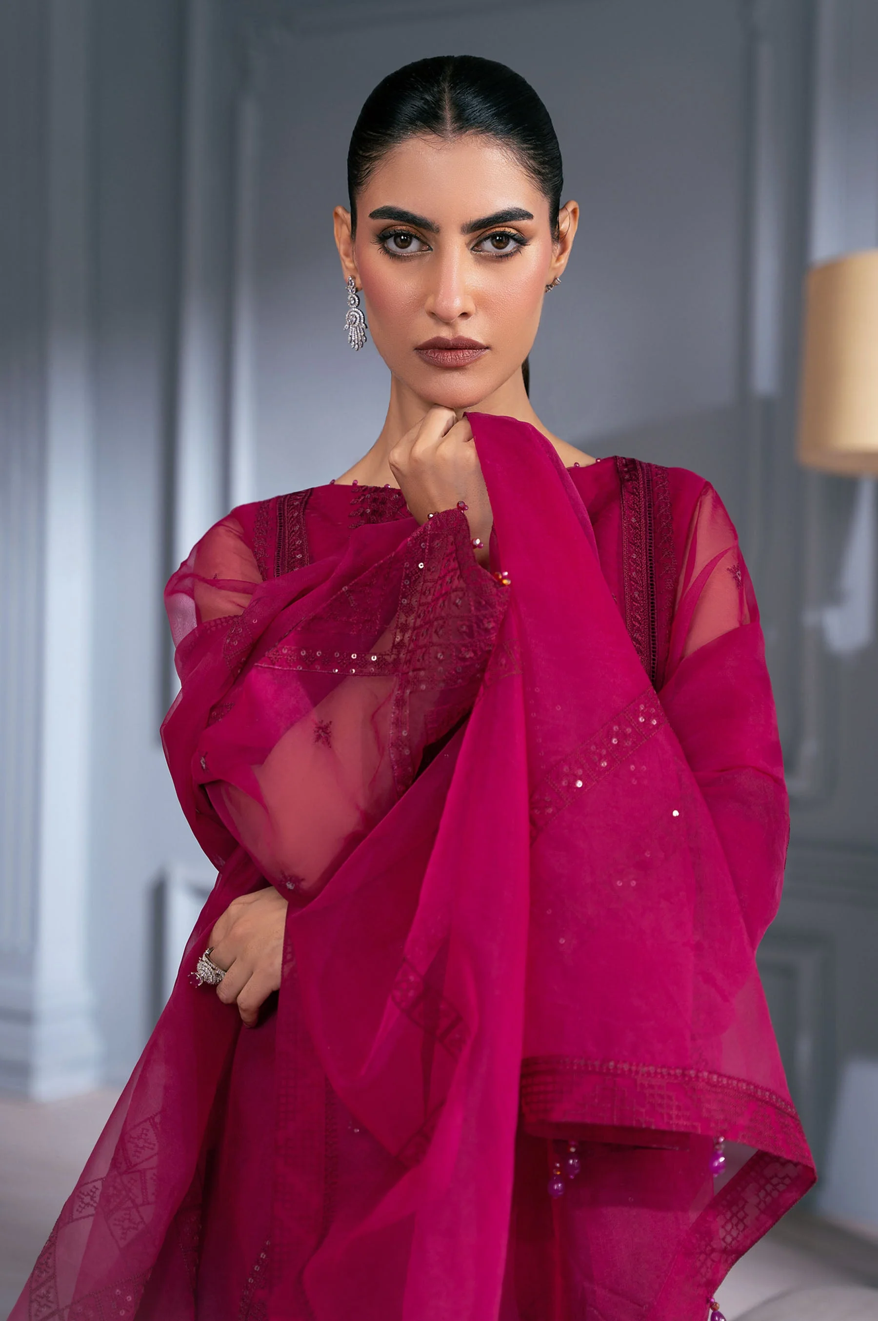 EMBROIDERED SUIT - Image 10
