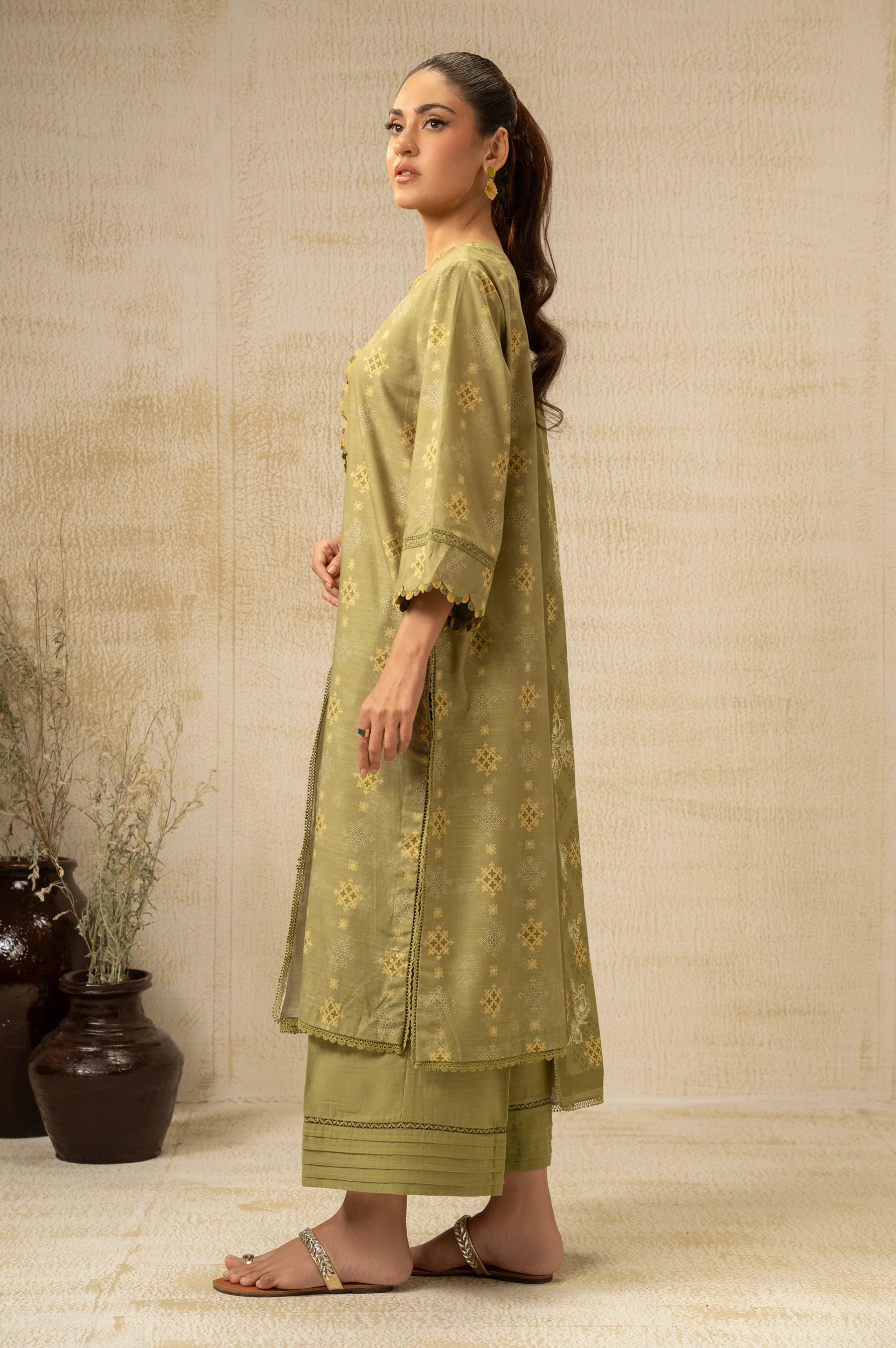 UNSTITCHED DIGITAL PRINTED SUIT - Image 4