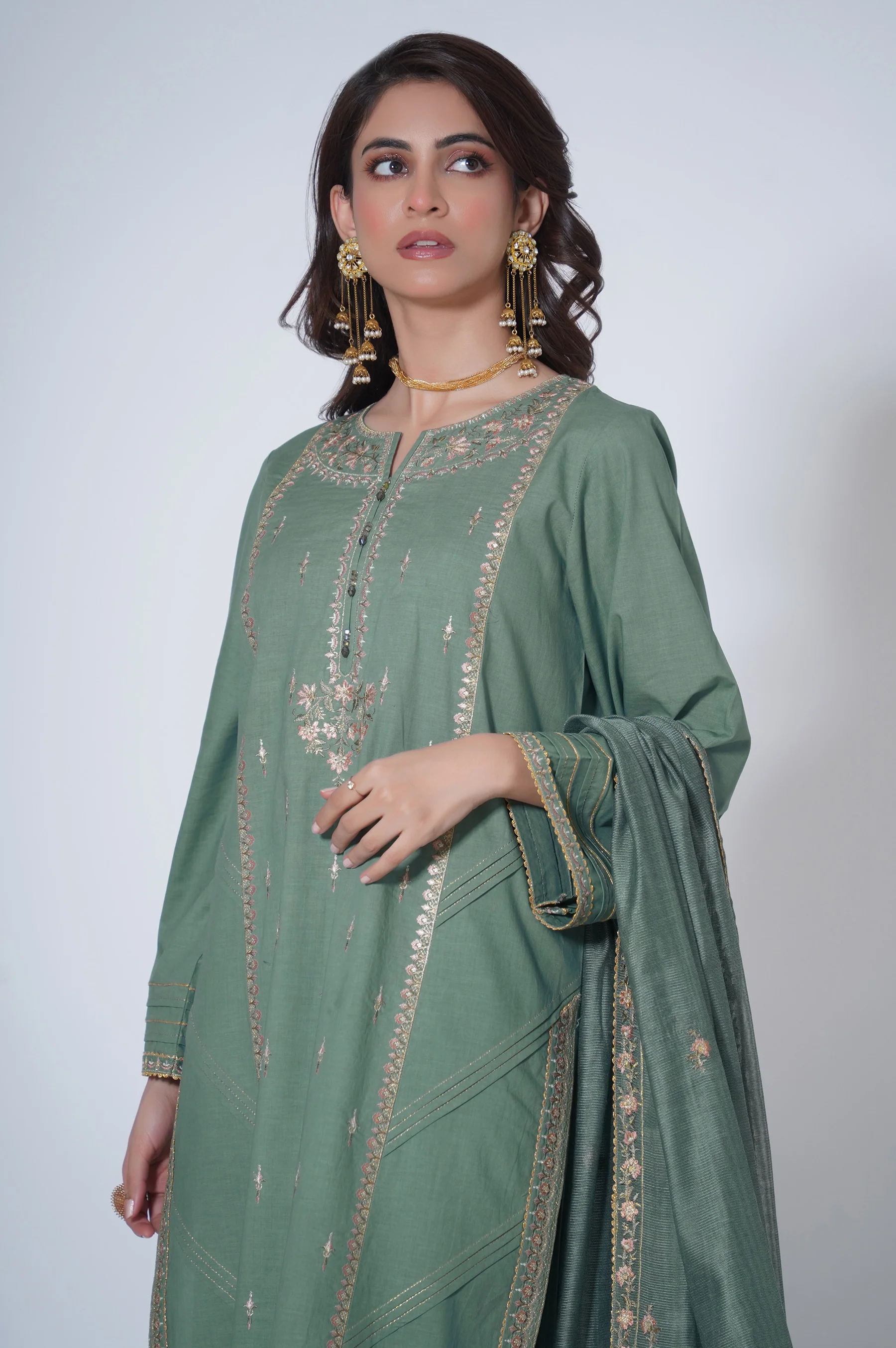 3 Piece Unstitched Embroidered Cambric Suit - Image 5