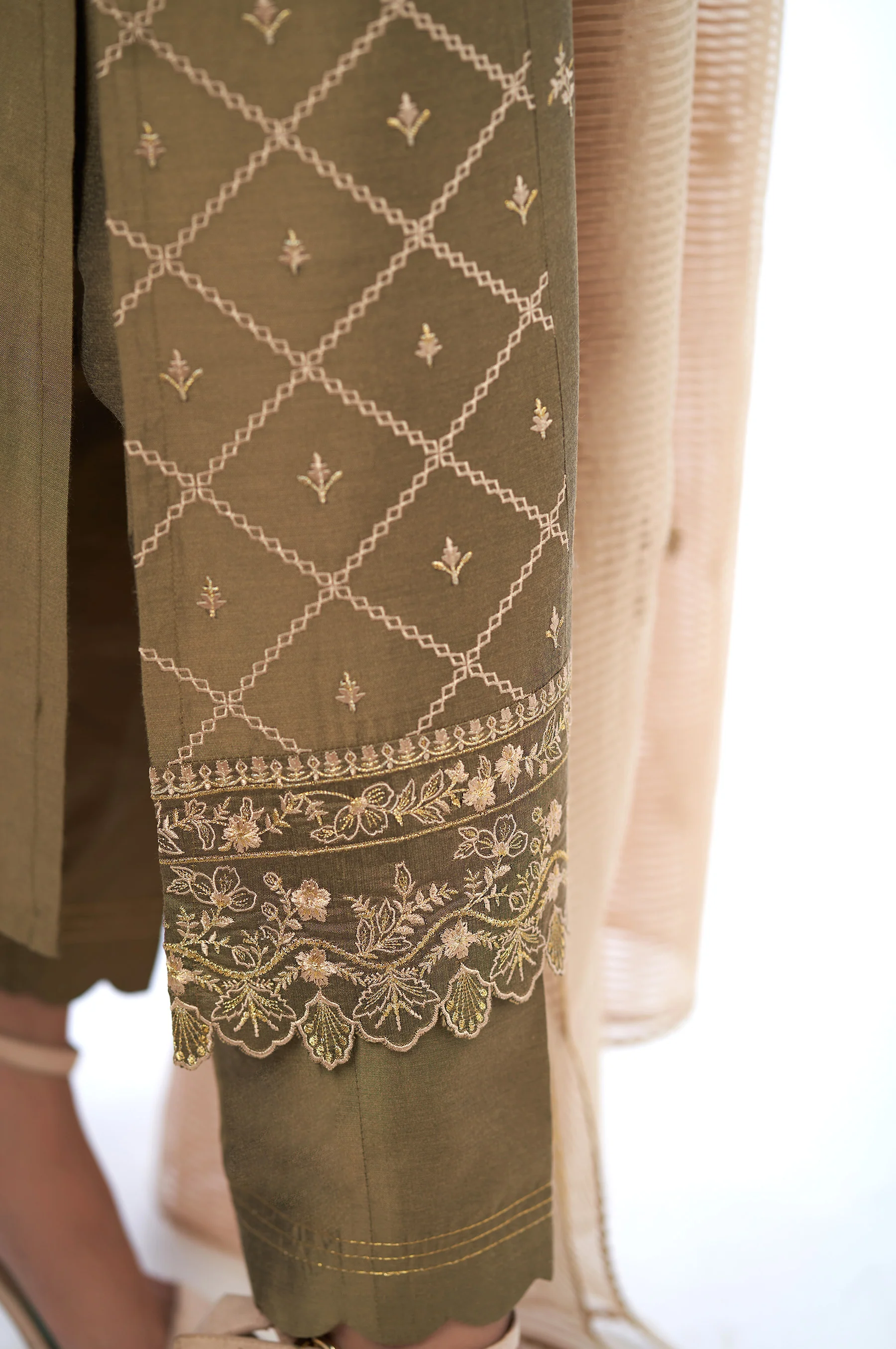 3 Piece Unstitched Embroidered Cotton Silk Suit - Image 6