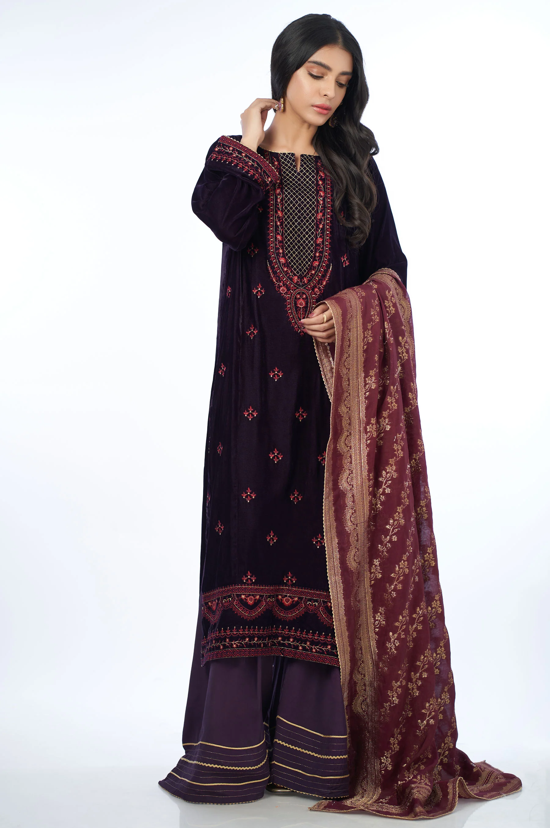 3 piece Unstitched Velvet Suit
