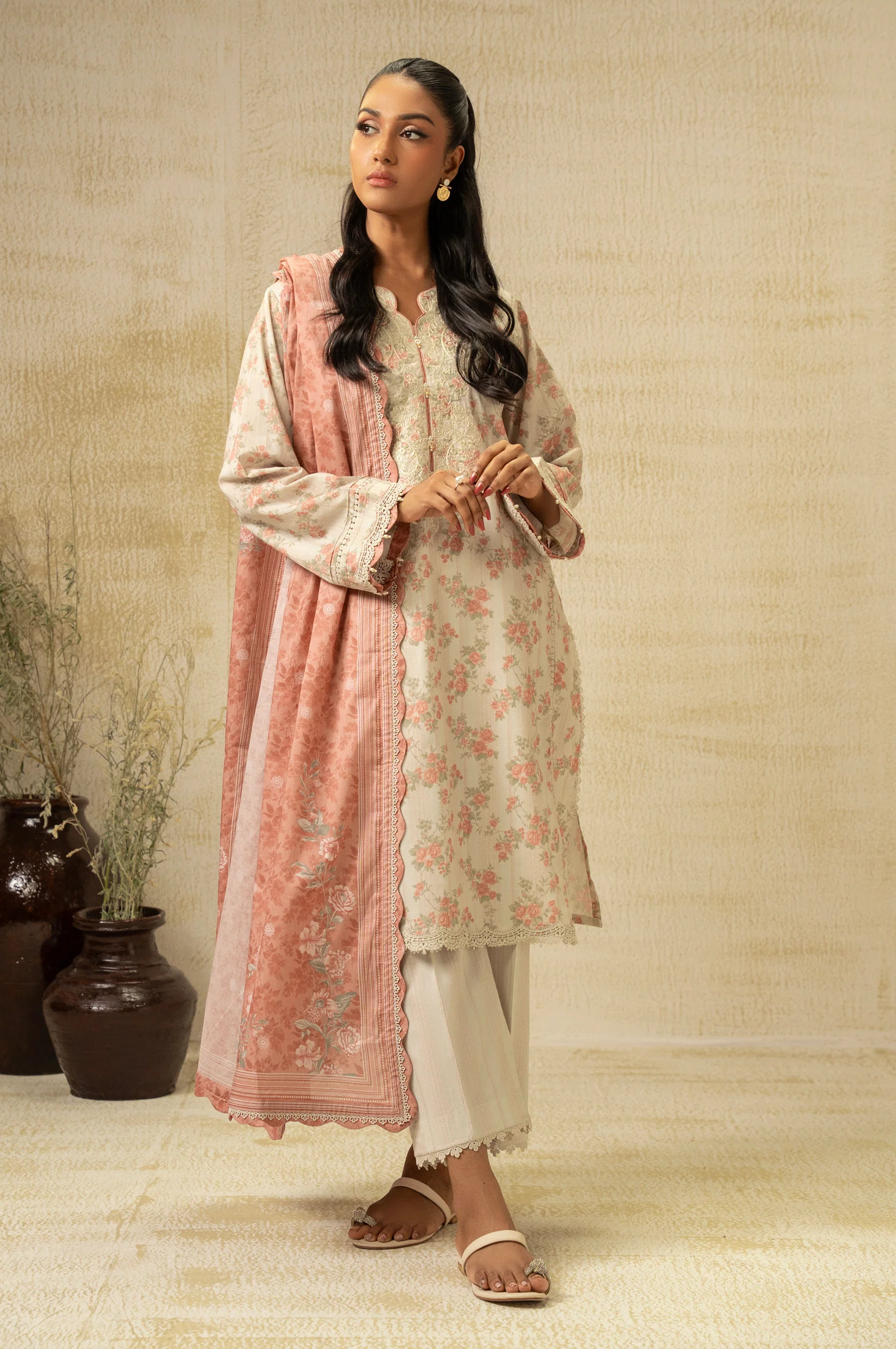 EMBROIDERED LAWN UNSTITCHED 3 PIECE SUIT