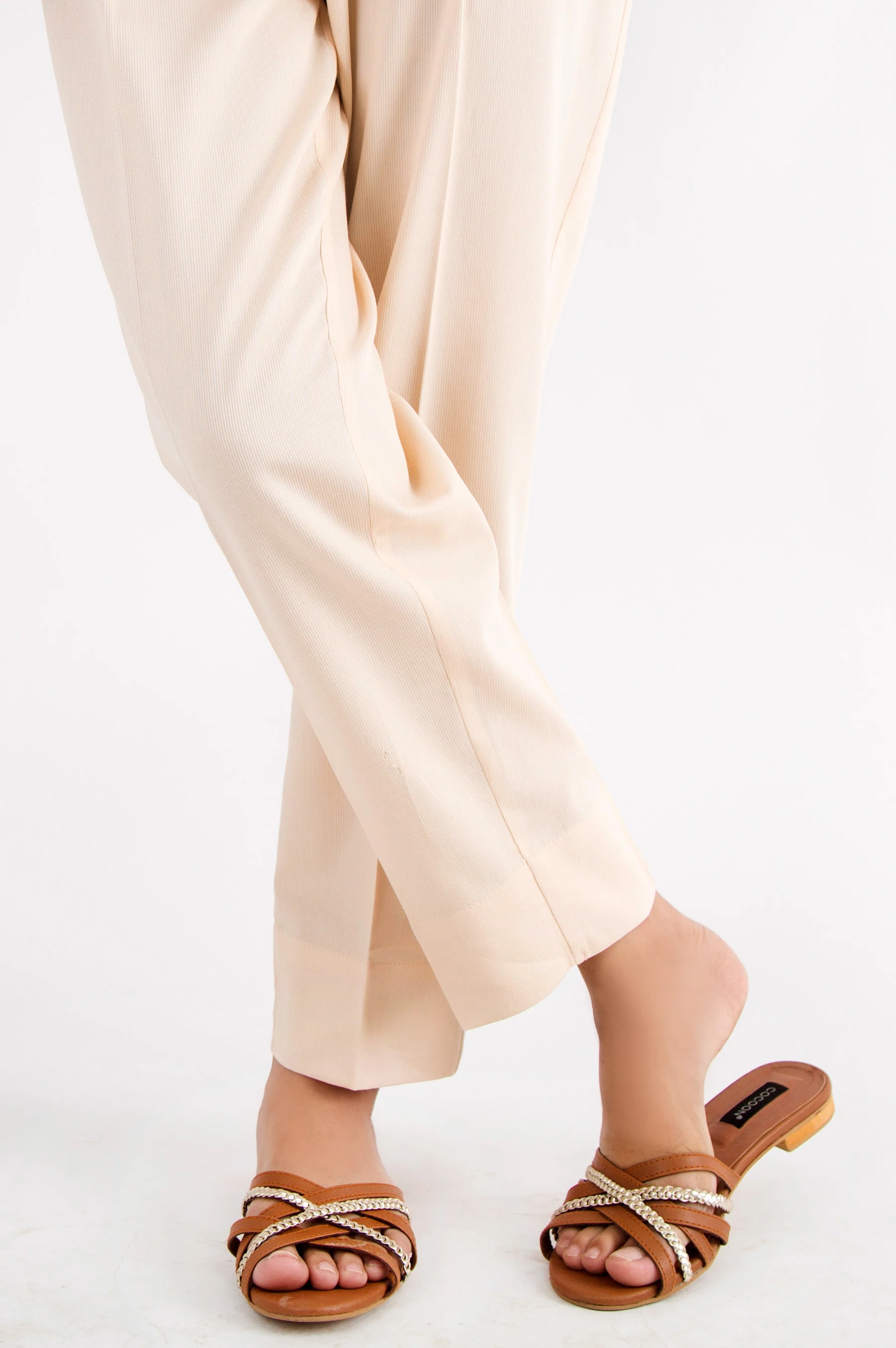 Basic Cottle Cigarette Pants Relax Fit - Beige - Image 3