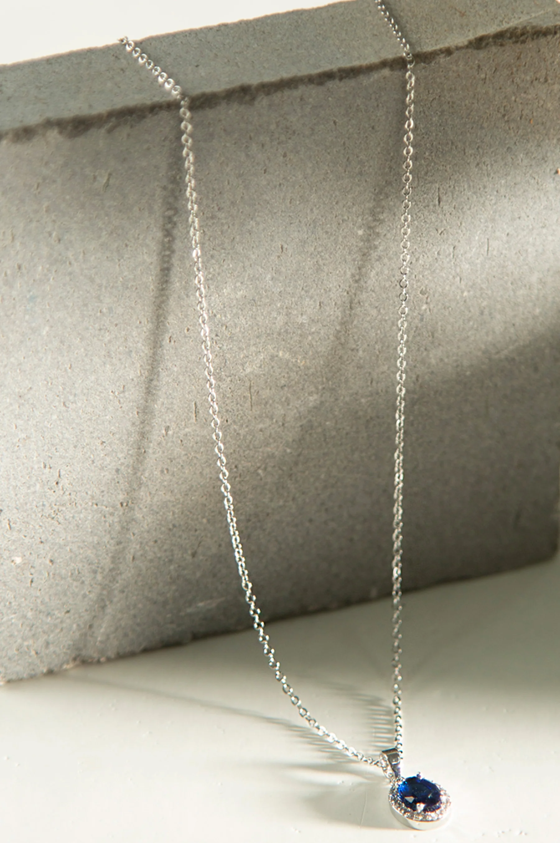 Big Stone Blue Pendant Necklace