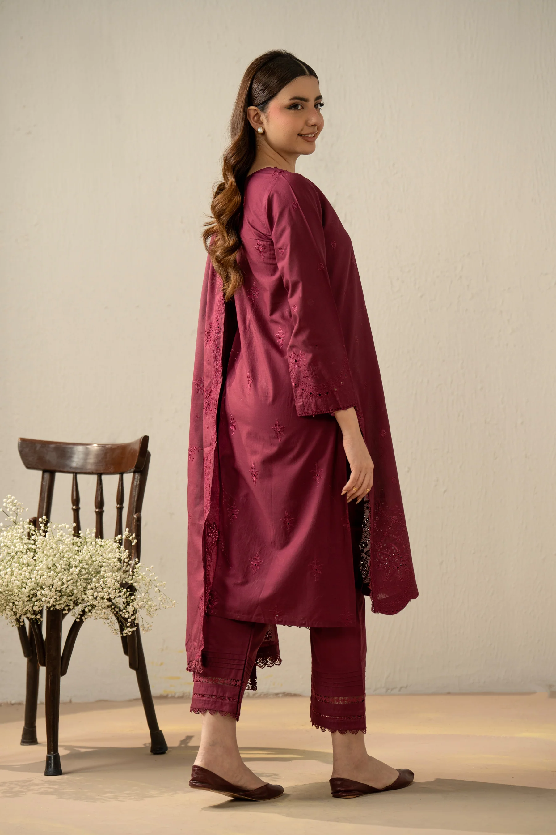 EMBROIDERED CHIKANKARI LAWN STITCHED 3 PIECE SUIT - Image 6