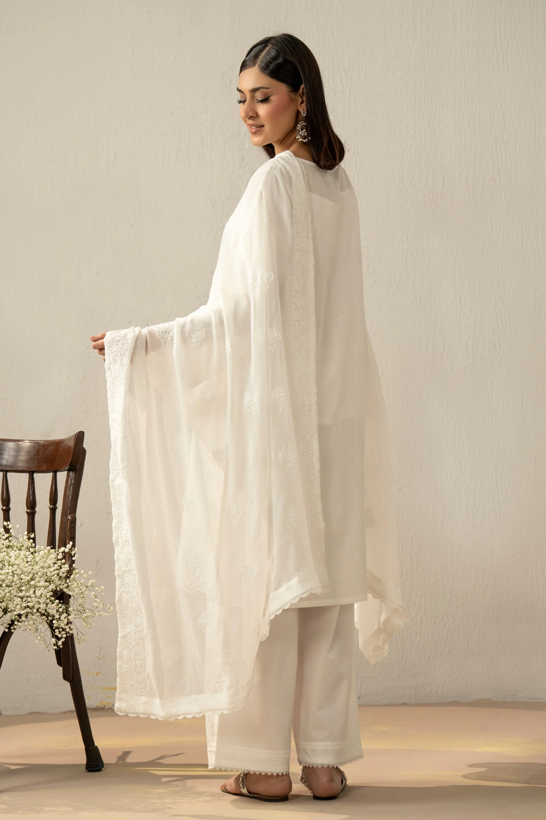 EMBROIDERED CHIKANKARI LAWN STITCHED 3 PIECE SUIT - Image 3