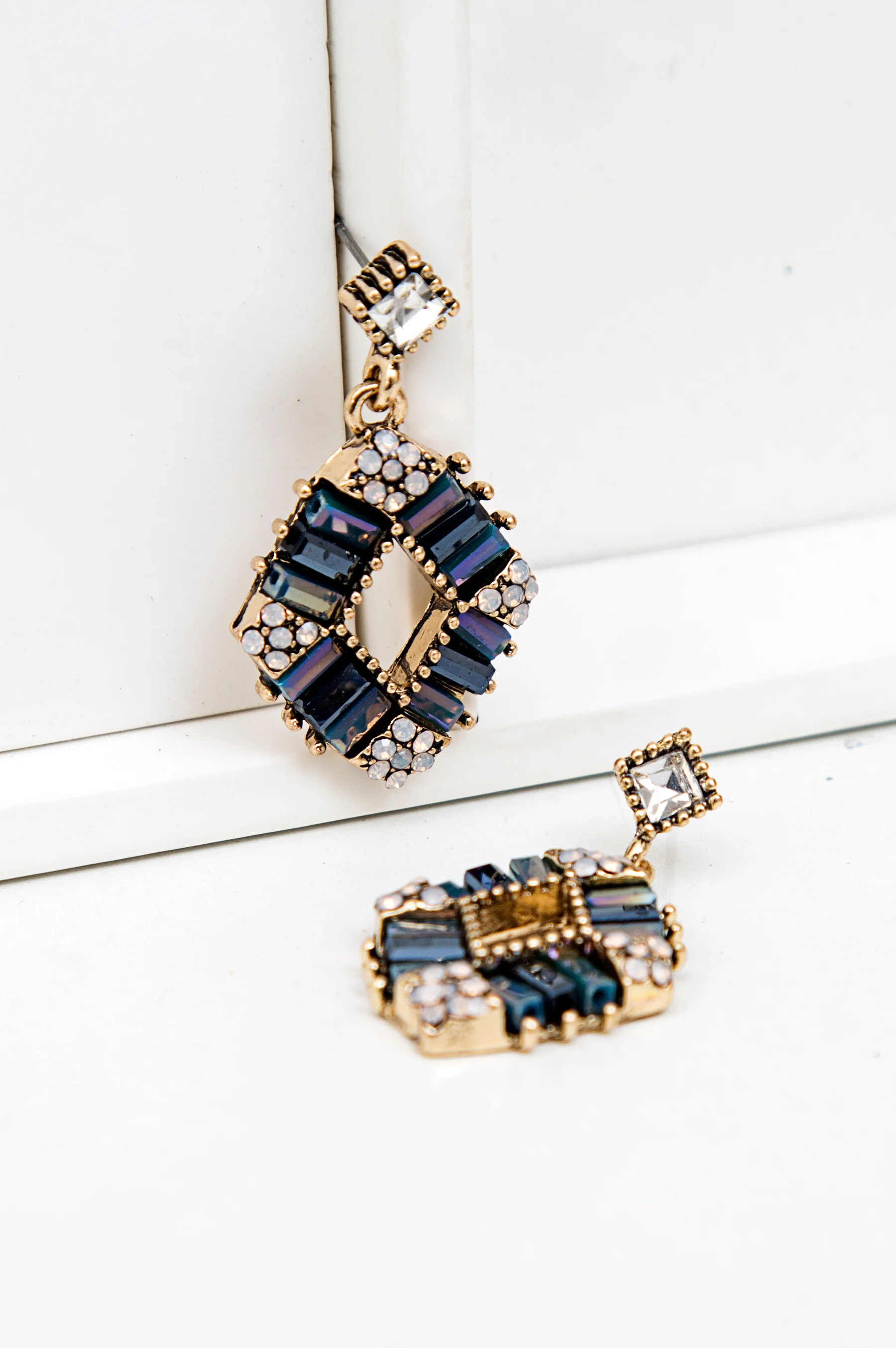 Dazzling Ceramic Drops