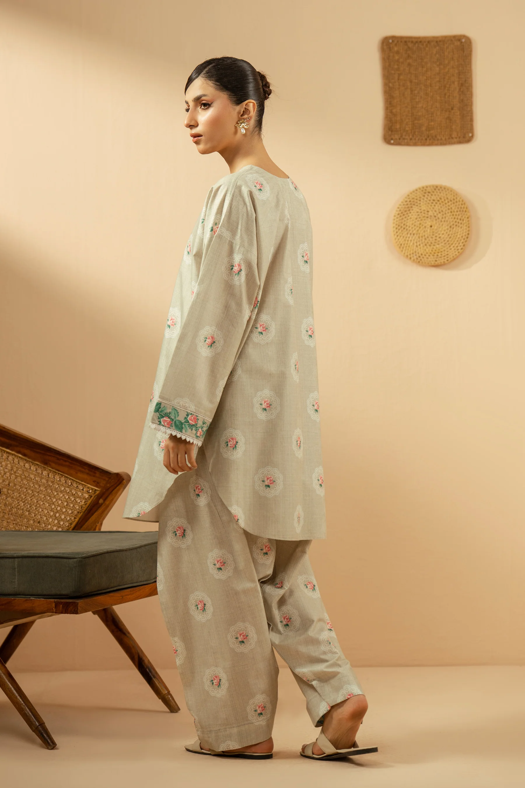 PRINTED CAMBRIC STITCHED 2 PIECE SUIT - Image 3