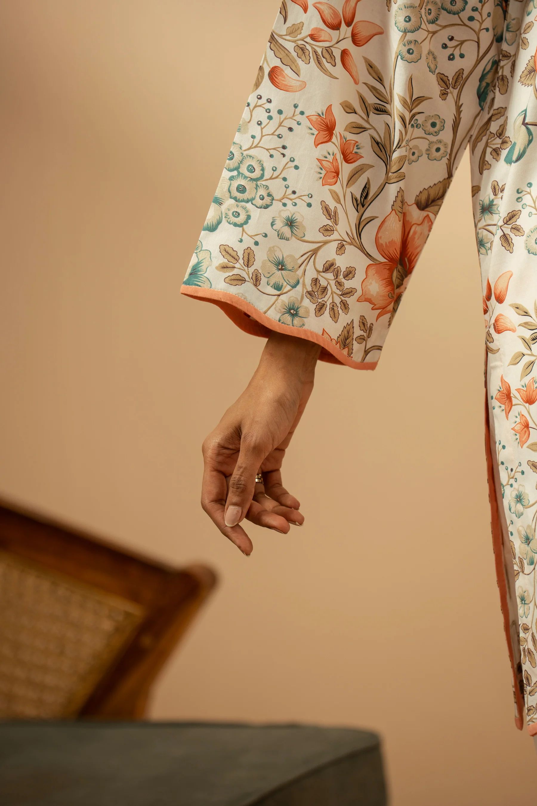 PRINTED CAMBRIC STITCHED SHIRT BOTTOM - Image 3