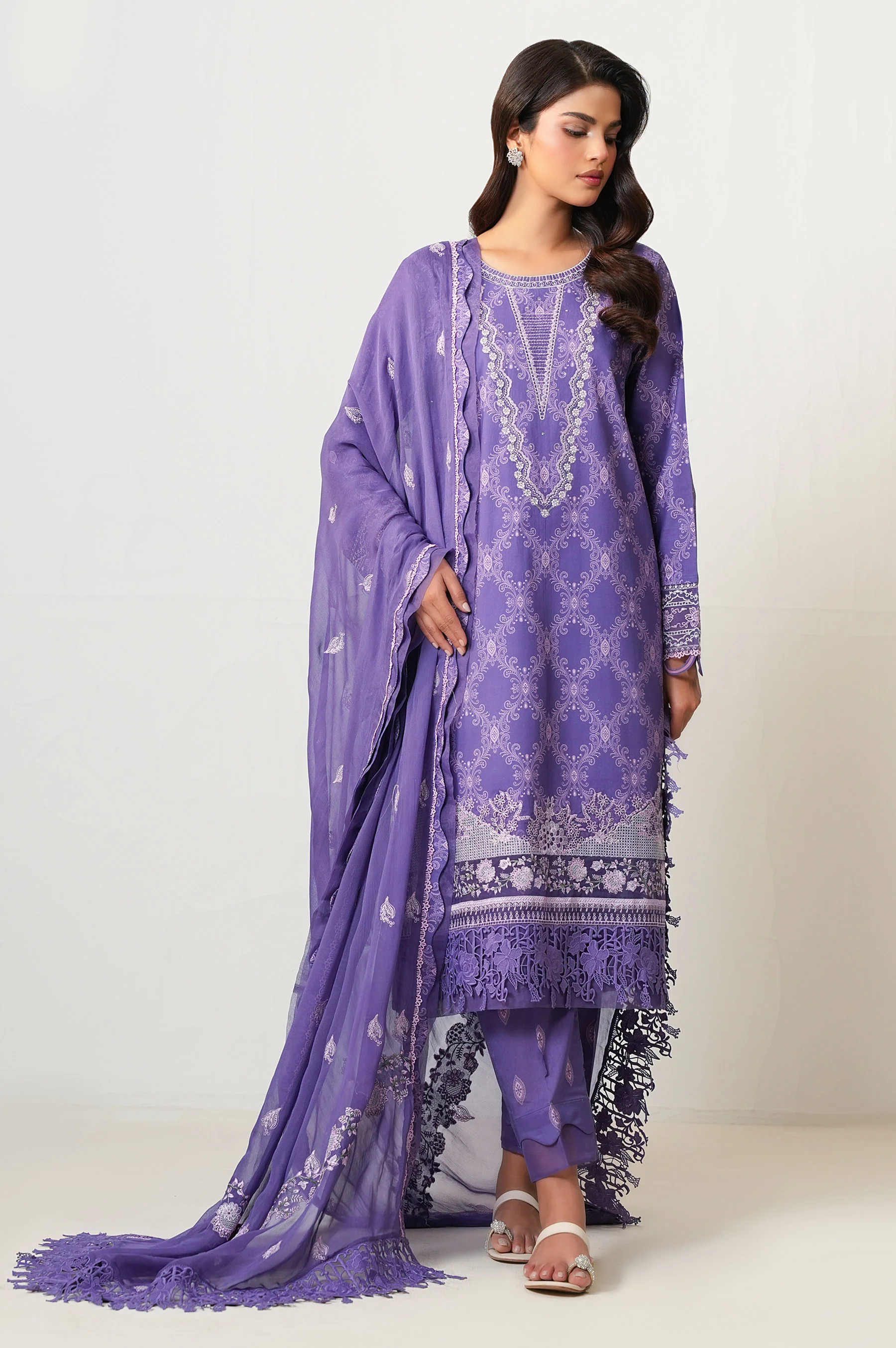 UNSTITCHED EMBROIDERED LAWN SHIRT - Image 2