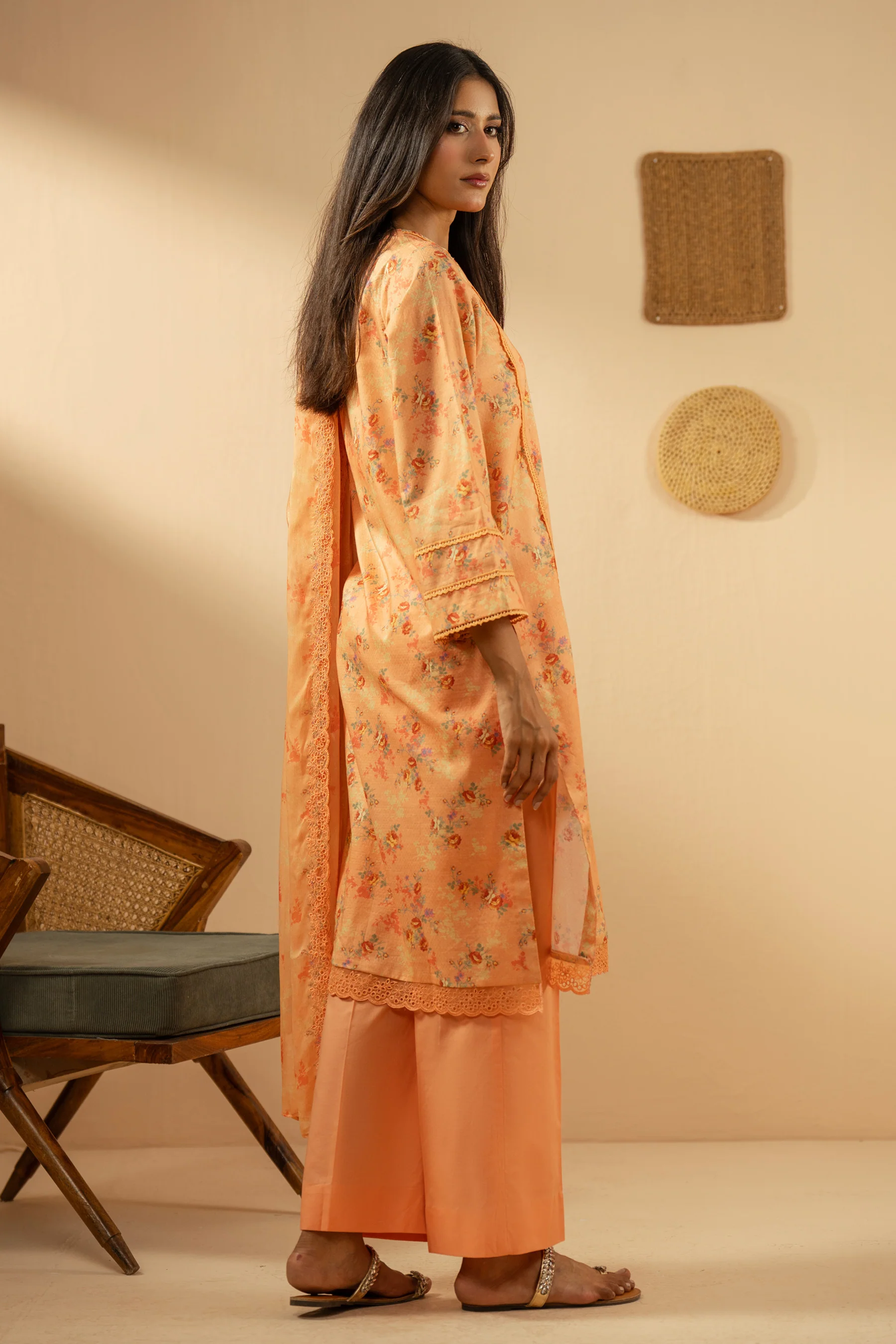 UNSTITCHED EMBROIDERED LAWN SHIRT - Image 5