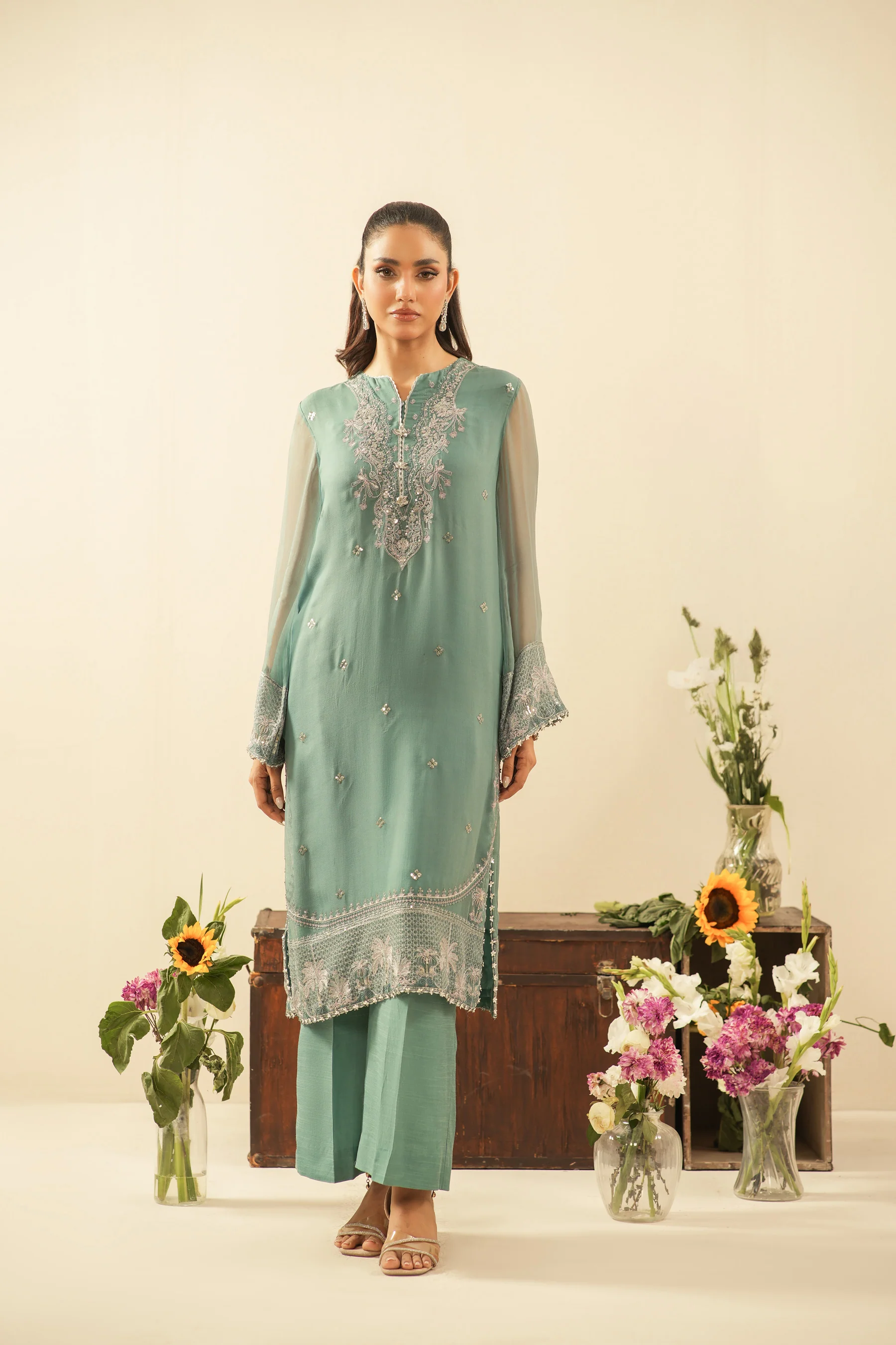 EMBROIDERED CHIFFON UNSTITCHED 3 PIECE SUIT - Image 7