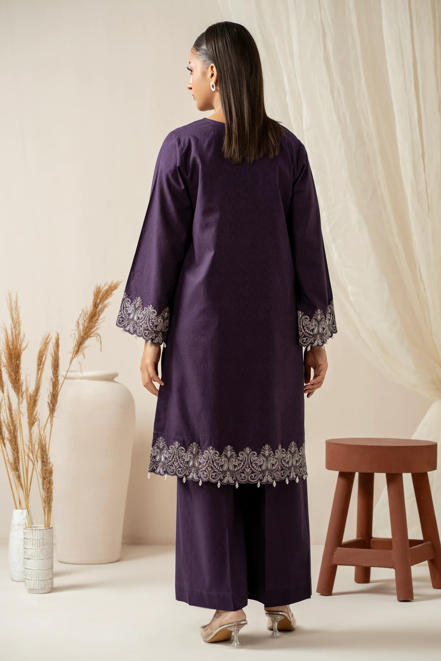 EMBROIDERED JACQUARD STITCHED 2 PIECE SUIT - Image 3