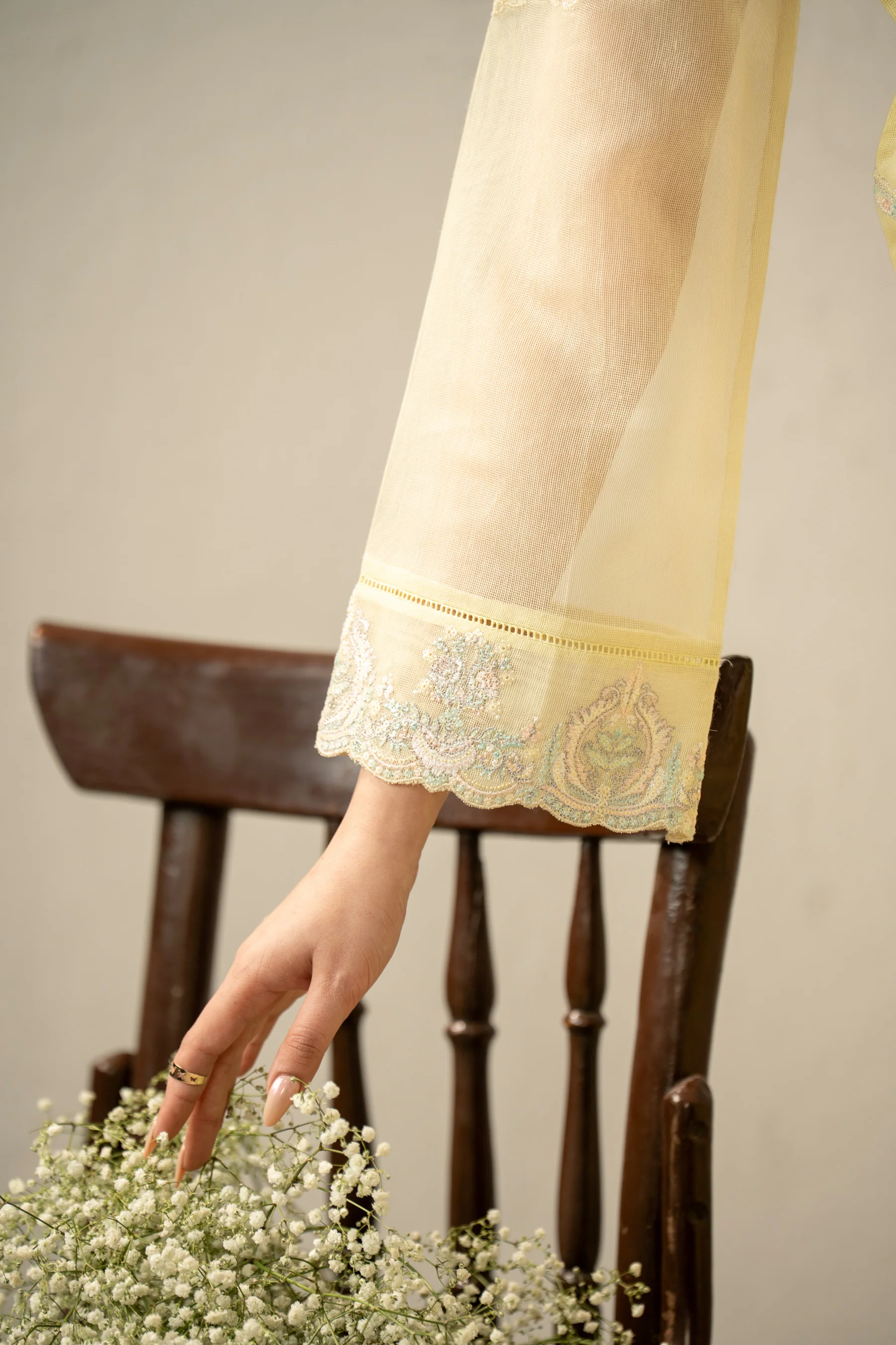 EMBROIDERED KHADDI NET STITCHED 3 PIECE SUIT - Image 6