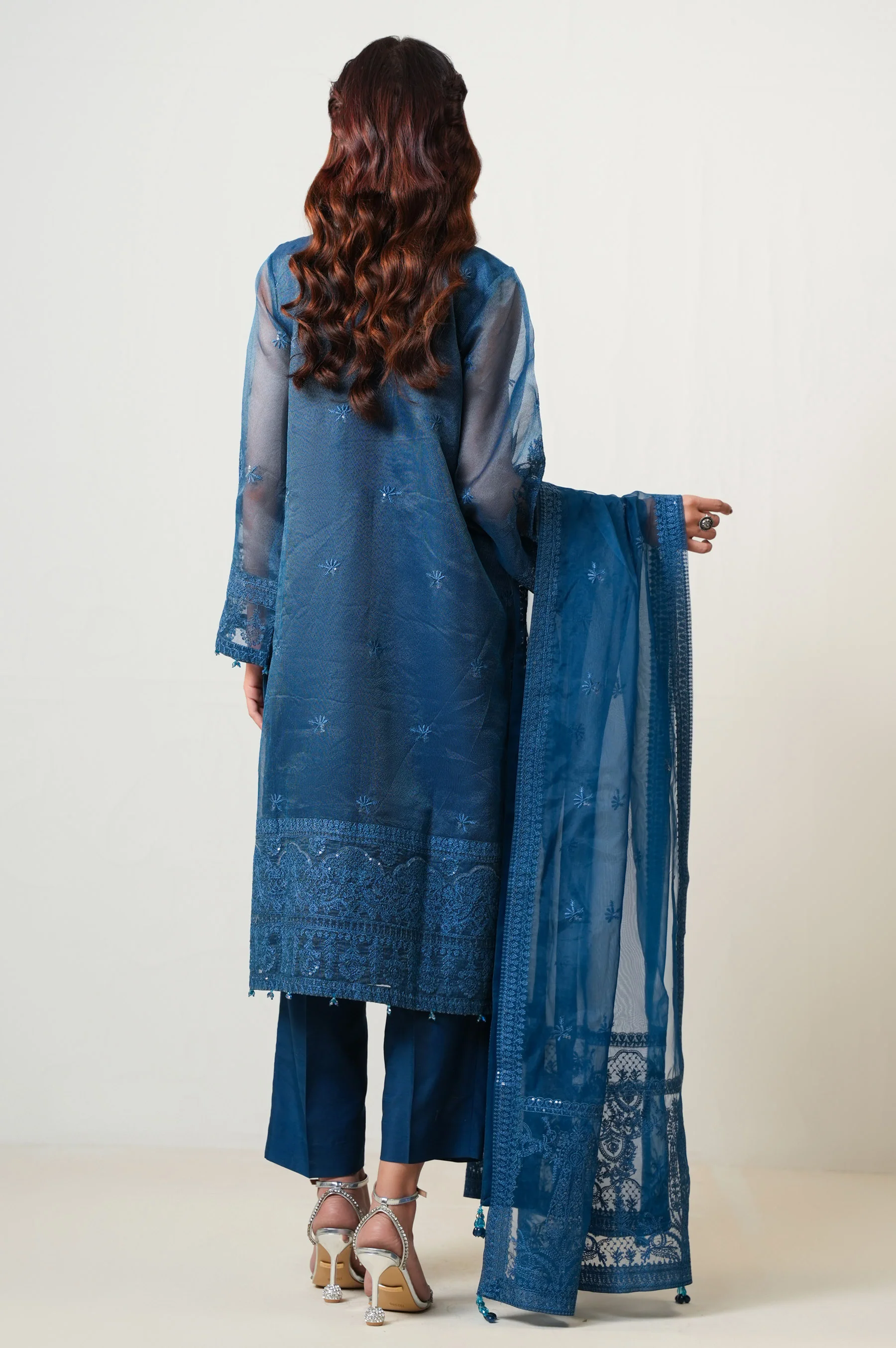 EMBROIDERED ORGANZA STITCHED 3 PIECE SUIT - Image 4