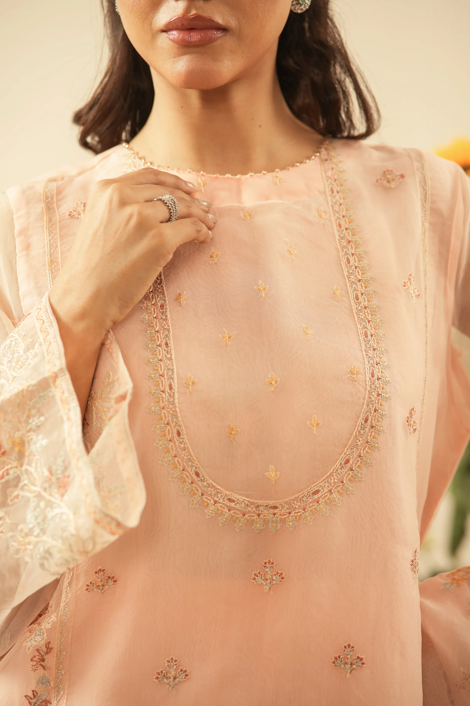 EMBROIDERED ORGANZA UNSTITCHED 3 PIECE SUIT - Image 2
