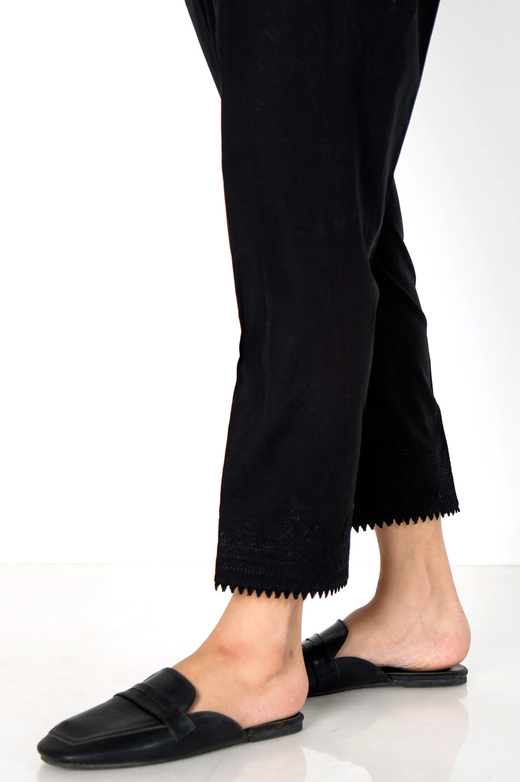 Embellished Cambric Capri Pants - Black - Image 2
