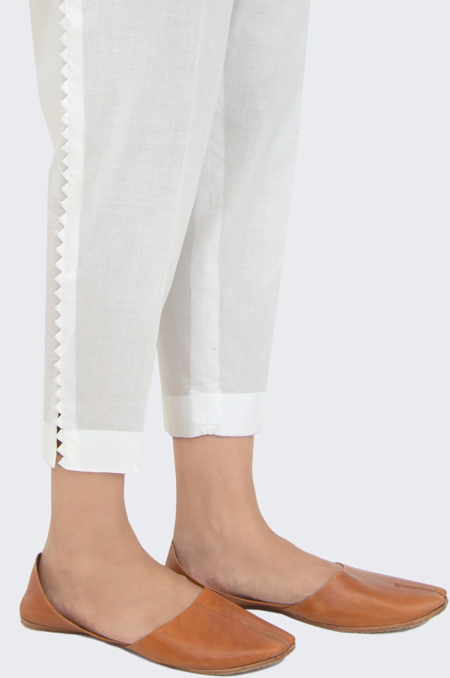 Embellished Cambric Capri Pants - White - Image 2
