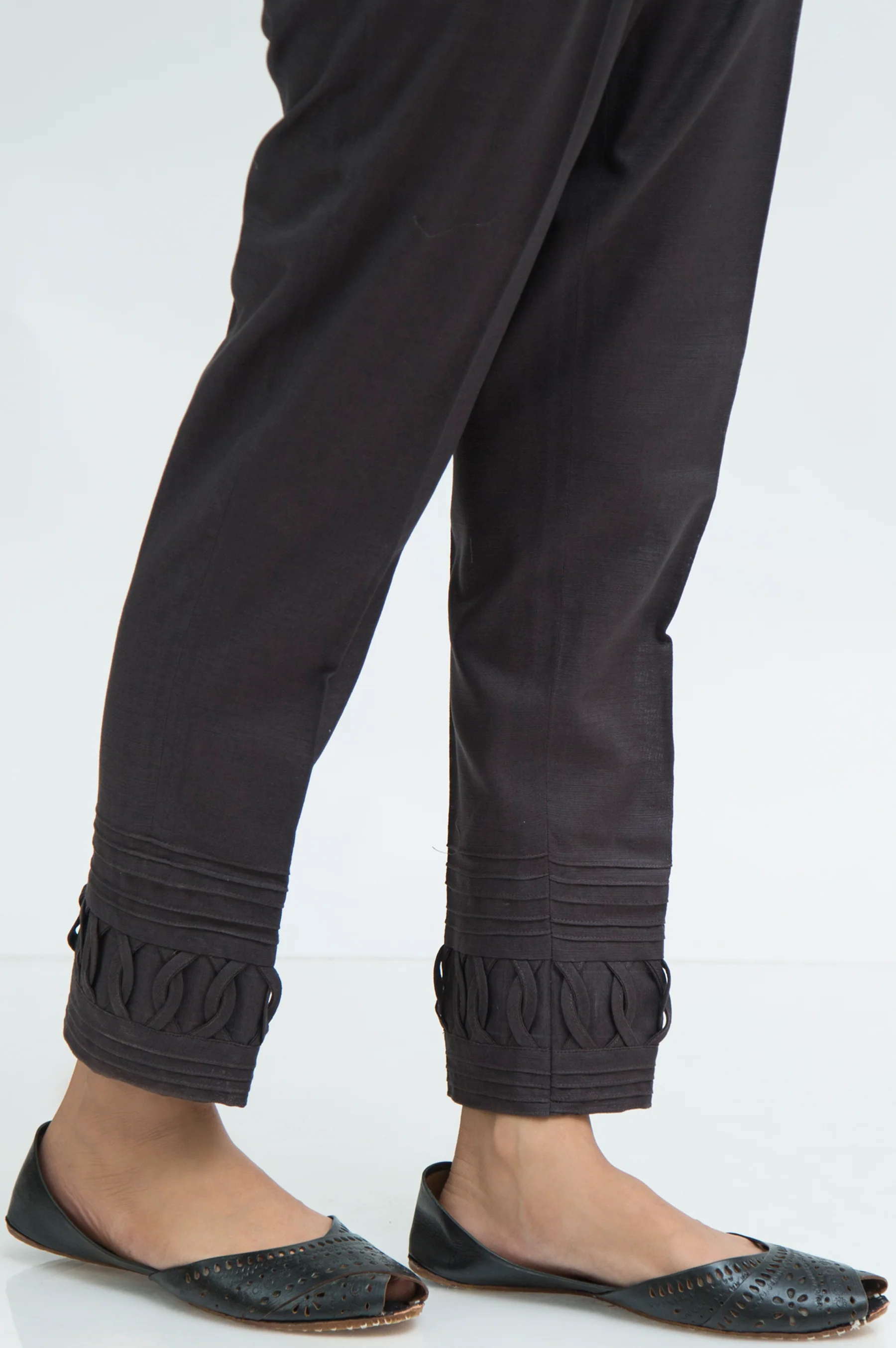 Embellished khaddar Cigarette Pants - Grey - Image 3