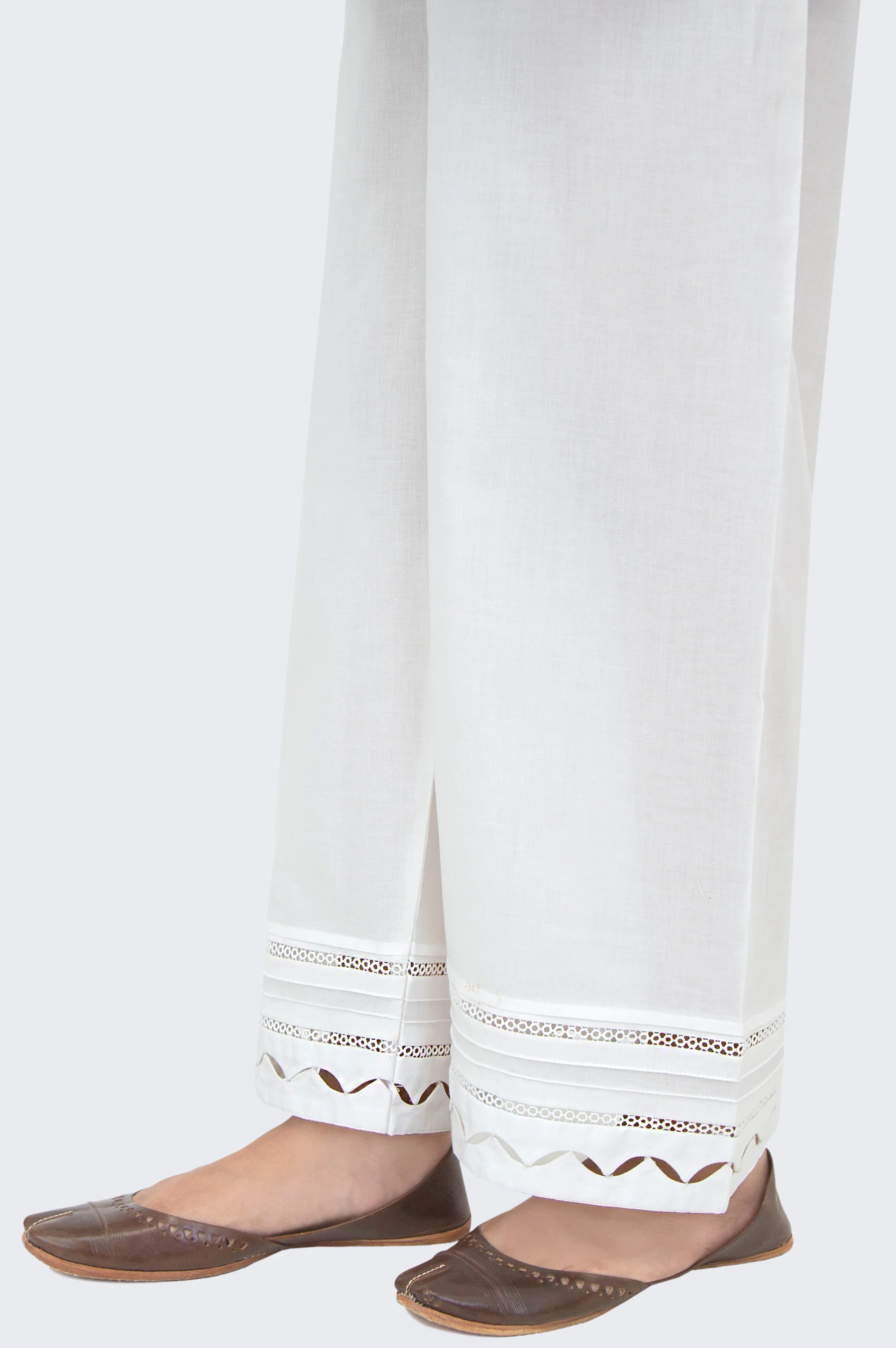 Embrellished Cambric Culottes Pants - White - Image 2