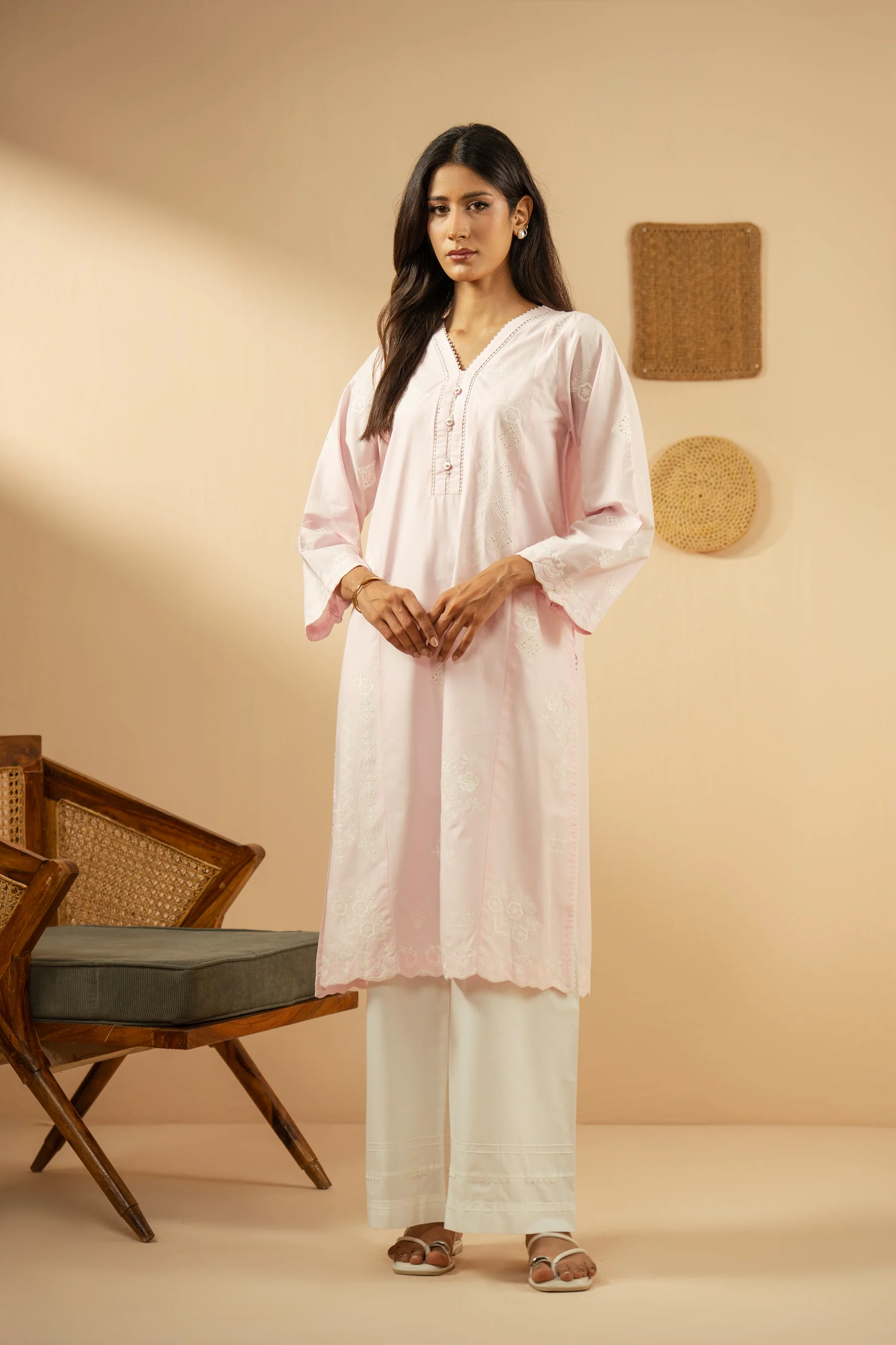 EMBROIDERED CAMBRIC CHIKANKARI STITCHED TOP