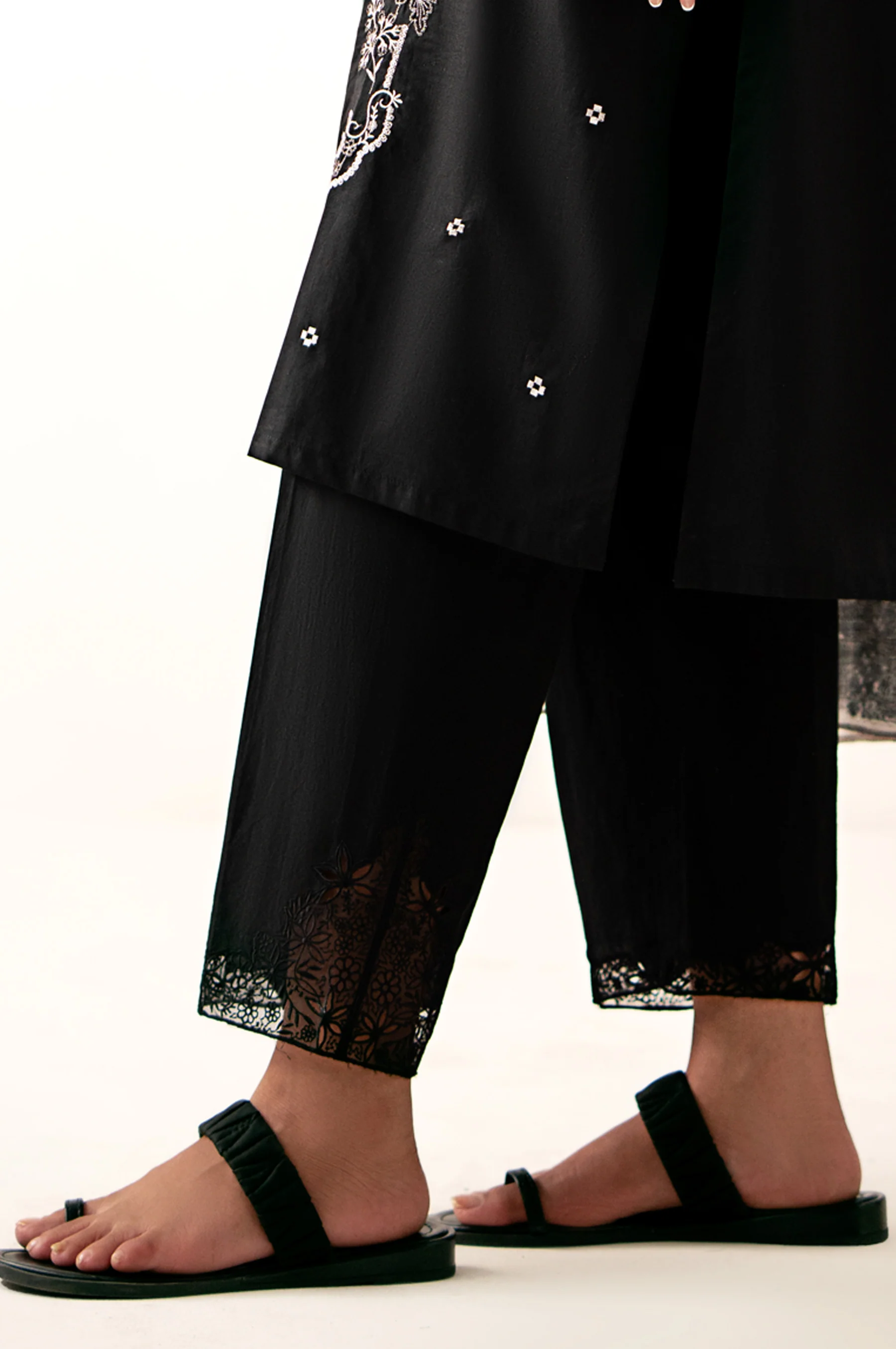 EMBROIDERED PANTS - Image 3