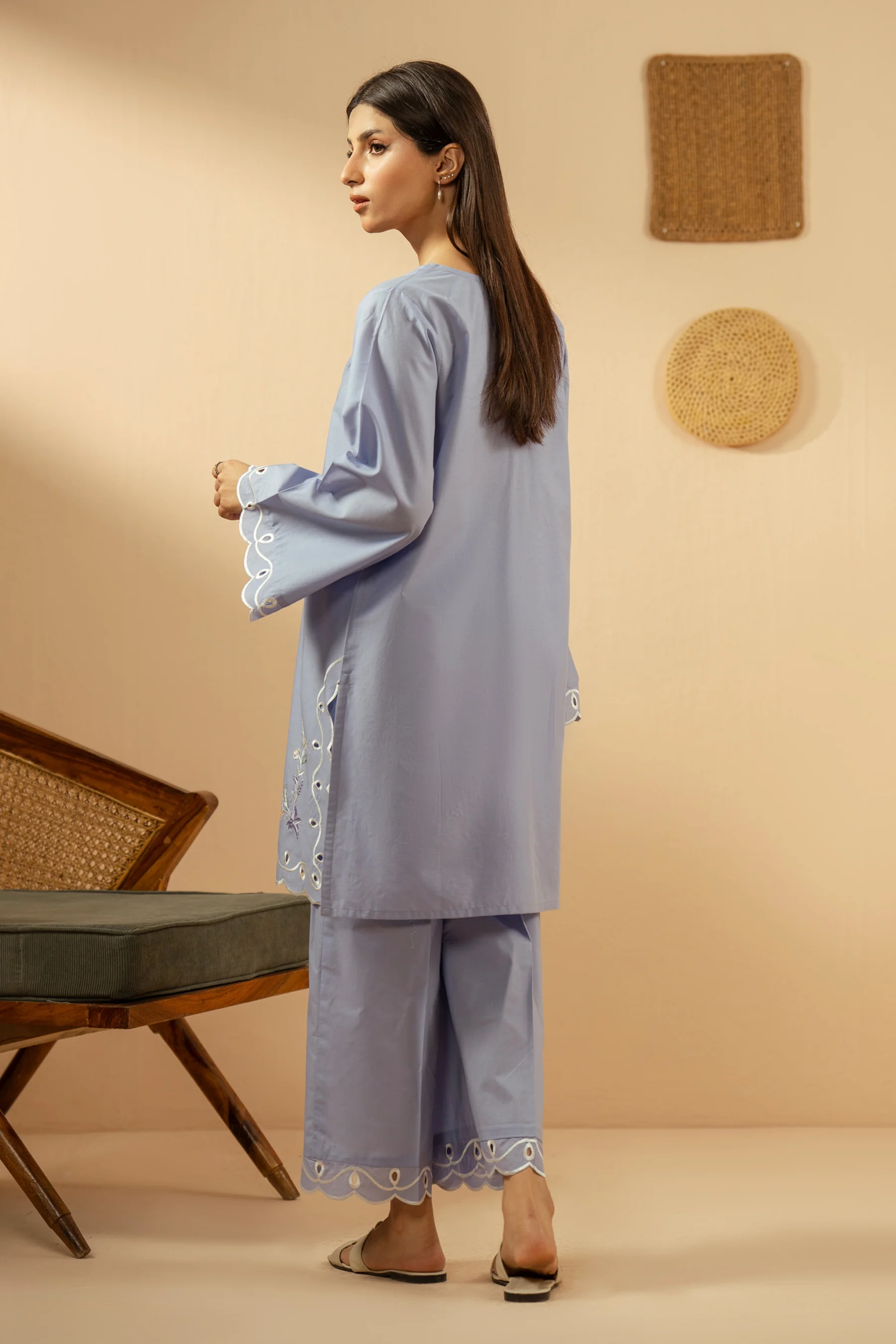 EMBROIDERED CAMBRIC STITCHED 2 PIECE SUIT - Image 3