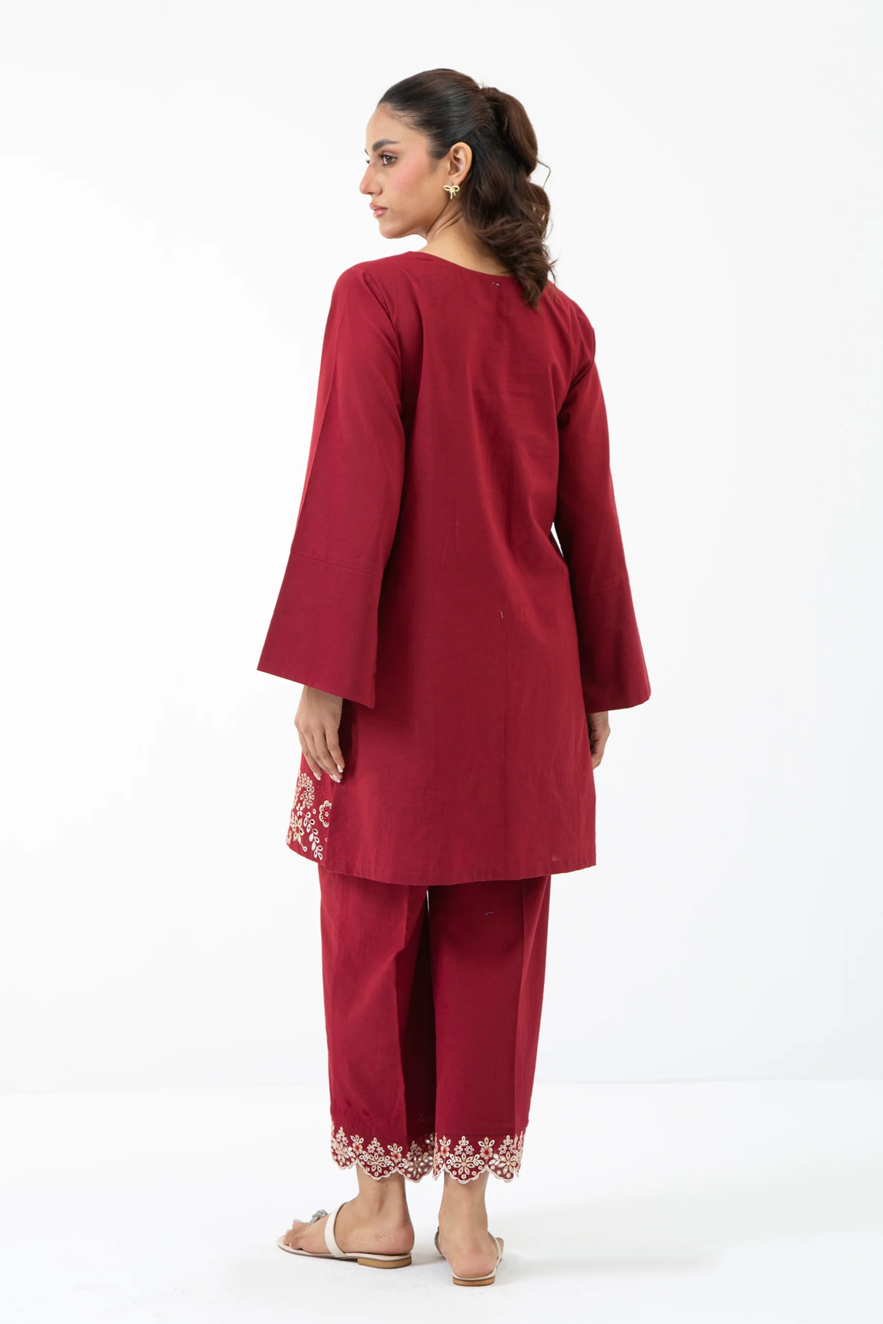 EMBROIDERED CAMBRIC STITCHED 2 PIECE SUIT - Image 5