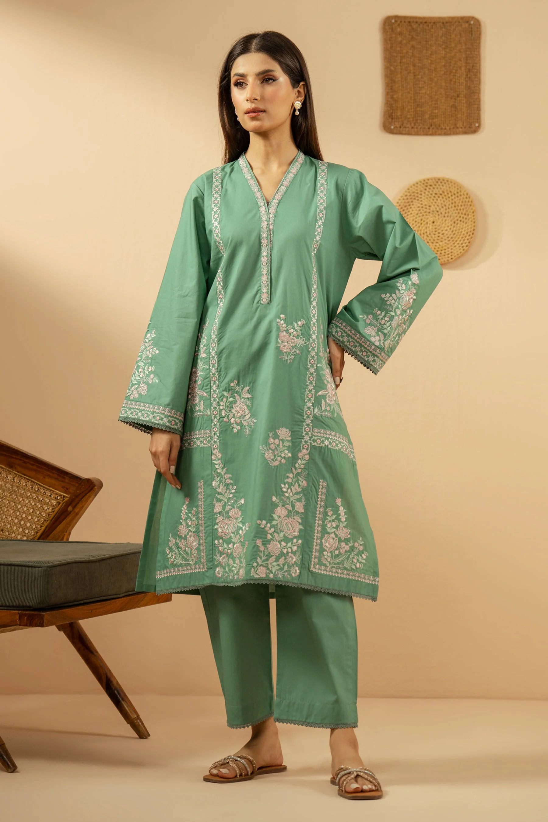 EMBROIDERED CAMBRIC STITCHED 2 PIECE SUIT (FACTORY E-OUTLET) - Image 6