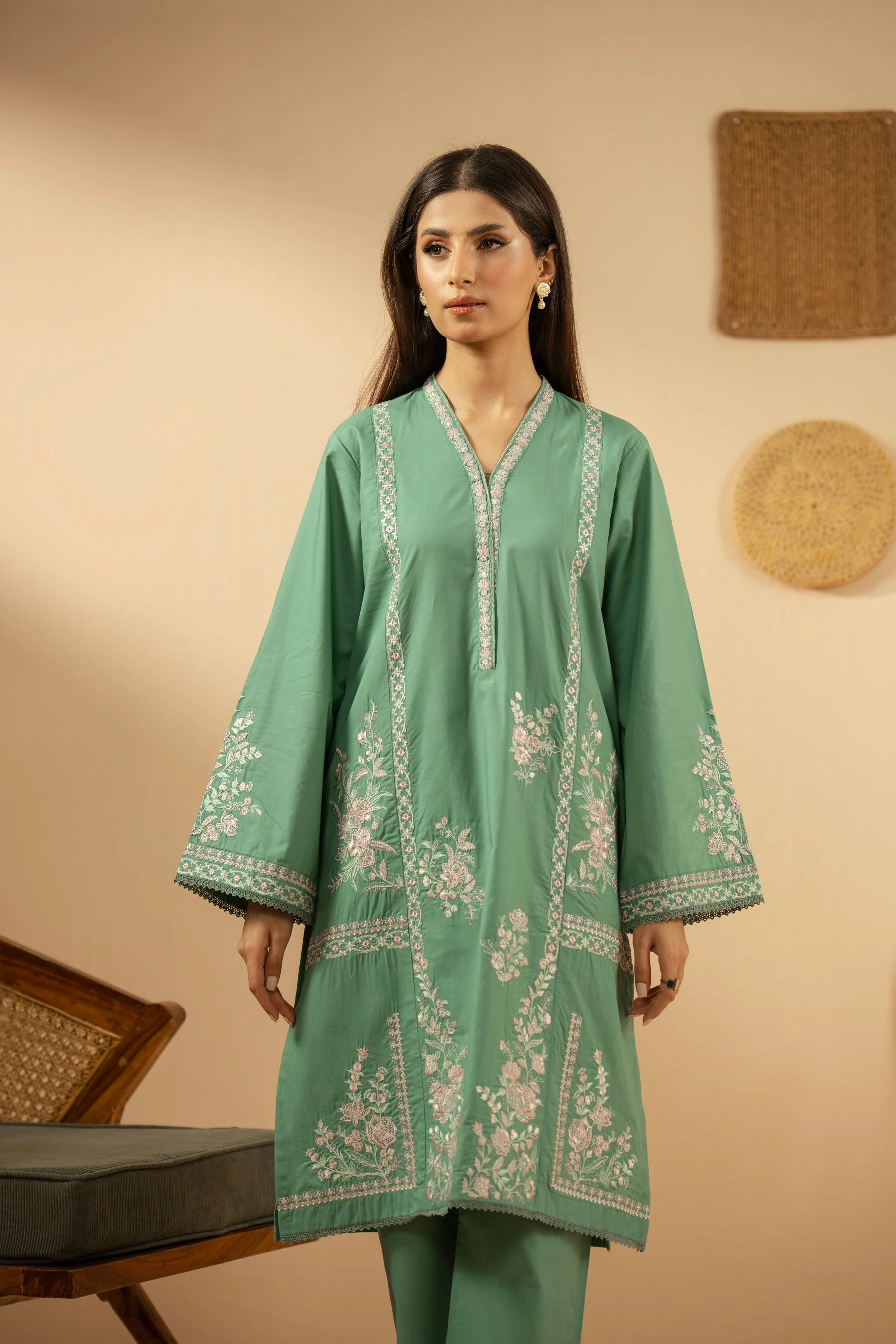 EMBROIDERED CAMBRIC STITCHED 2 PIECE SUIT (FACTORY E-OUTLET) - Image 8