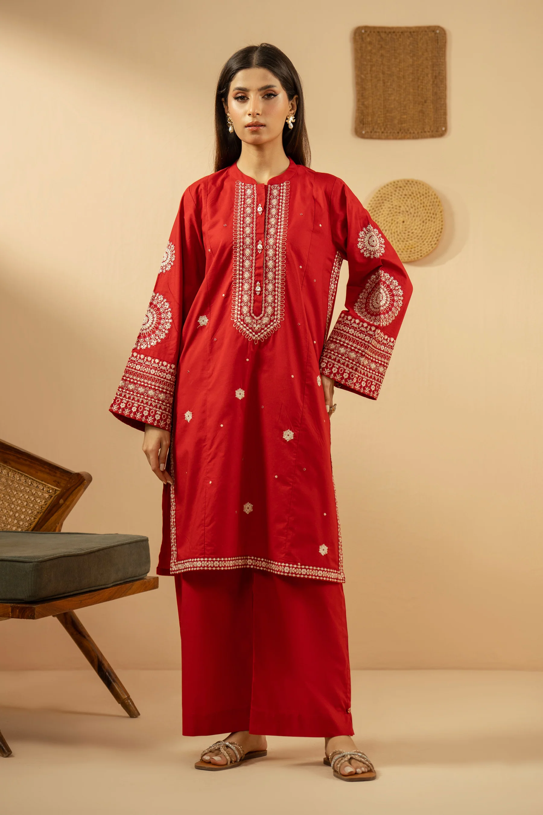 EMBROIDERED CAMBRIC STITCHED 2 PIECE SUIT