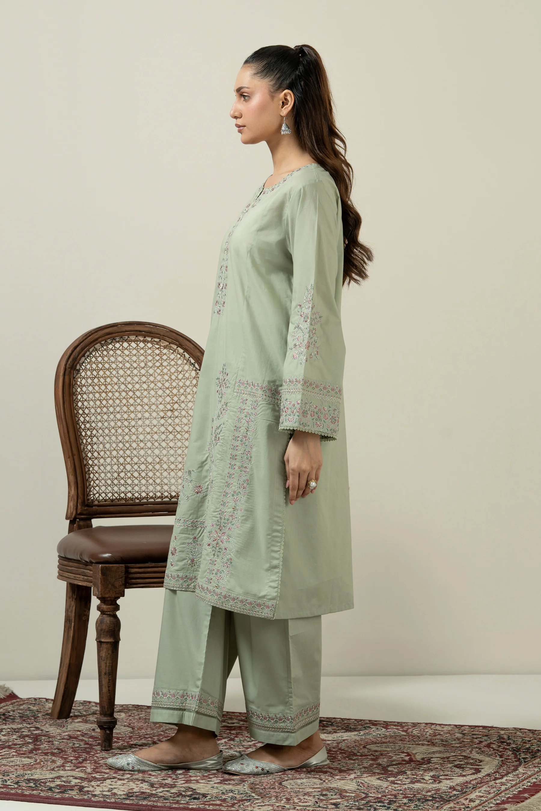 EMBROIDERED CAMBRIC STITCHED SHIRT BOTTOM SUIT - Image 5