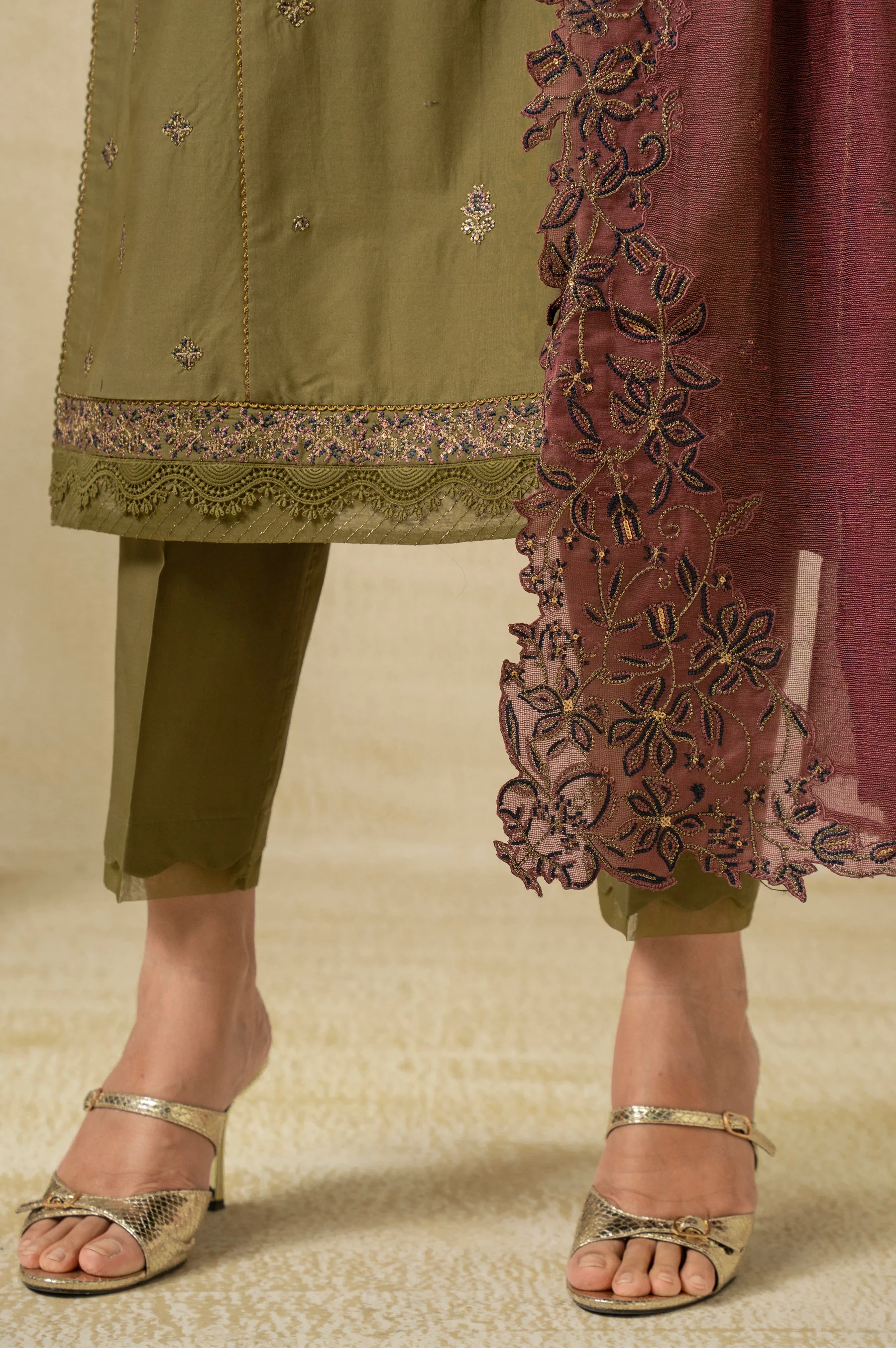EMBROIDERED CAMBRIC UNSTITCHED SHIRT BOTTOM - Image 6