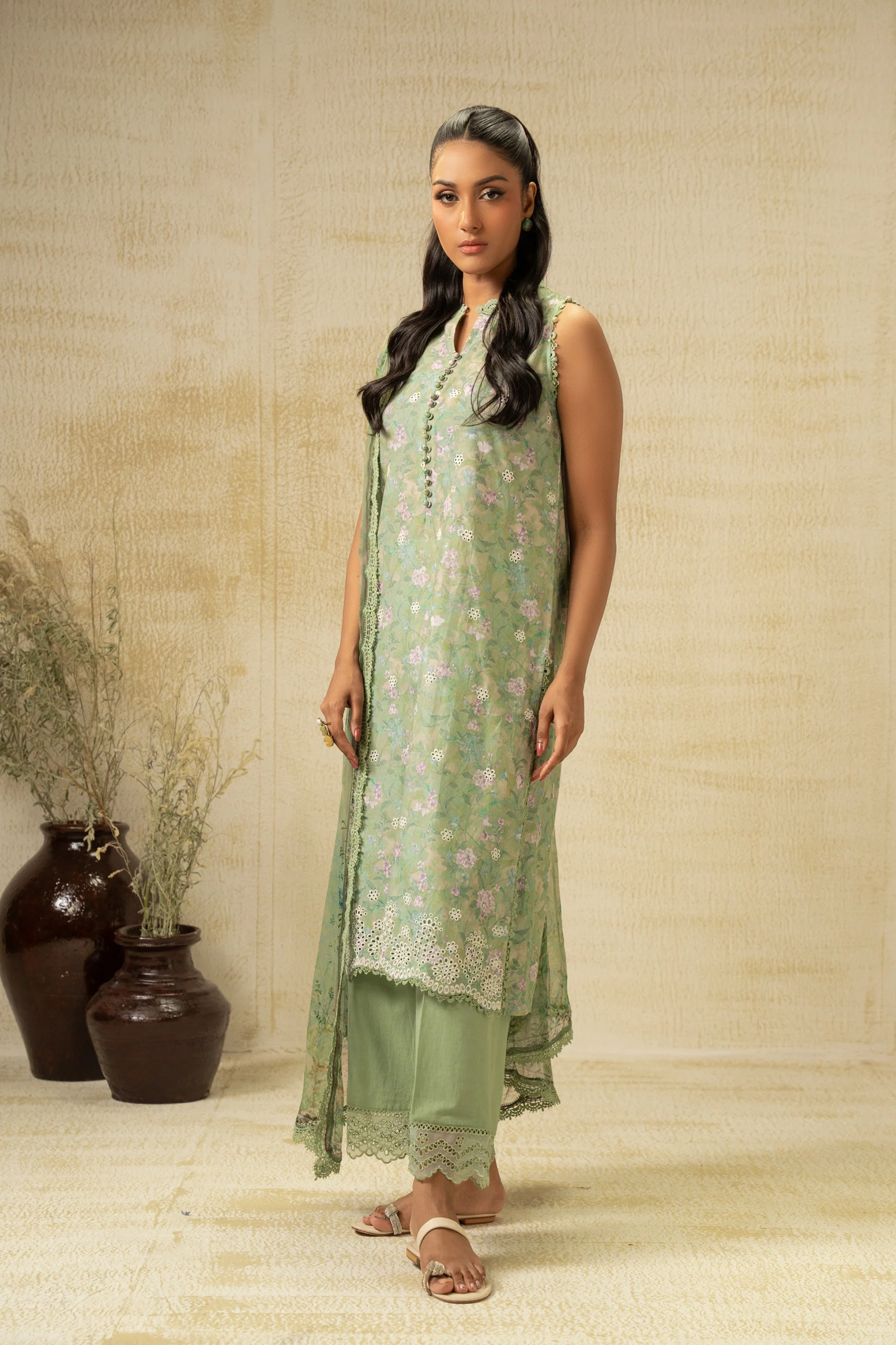 EMBROIDERED CHIKANKARI UNSTITCHED 3 PIECE SUIT - Image 2