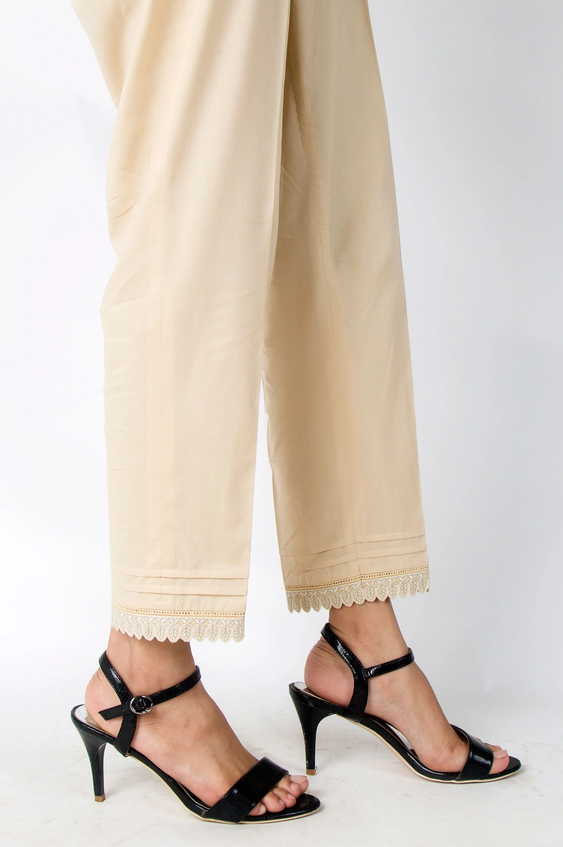 Embroidered Cambric Pants - Beige - Image 3