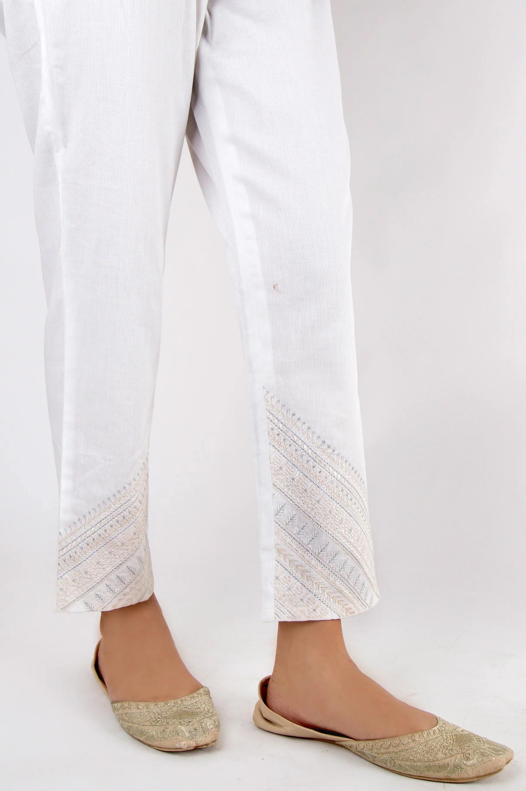 Embroidered Cottel Pants - White - Image 3