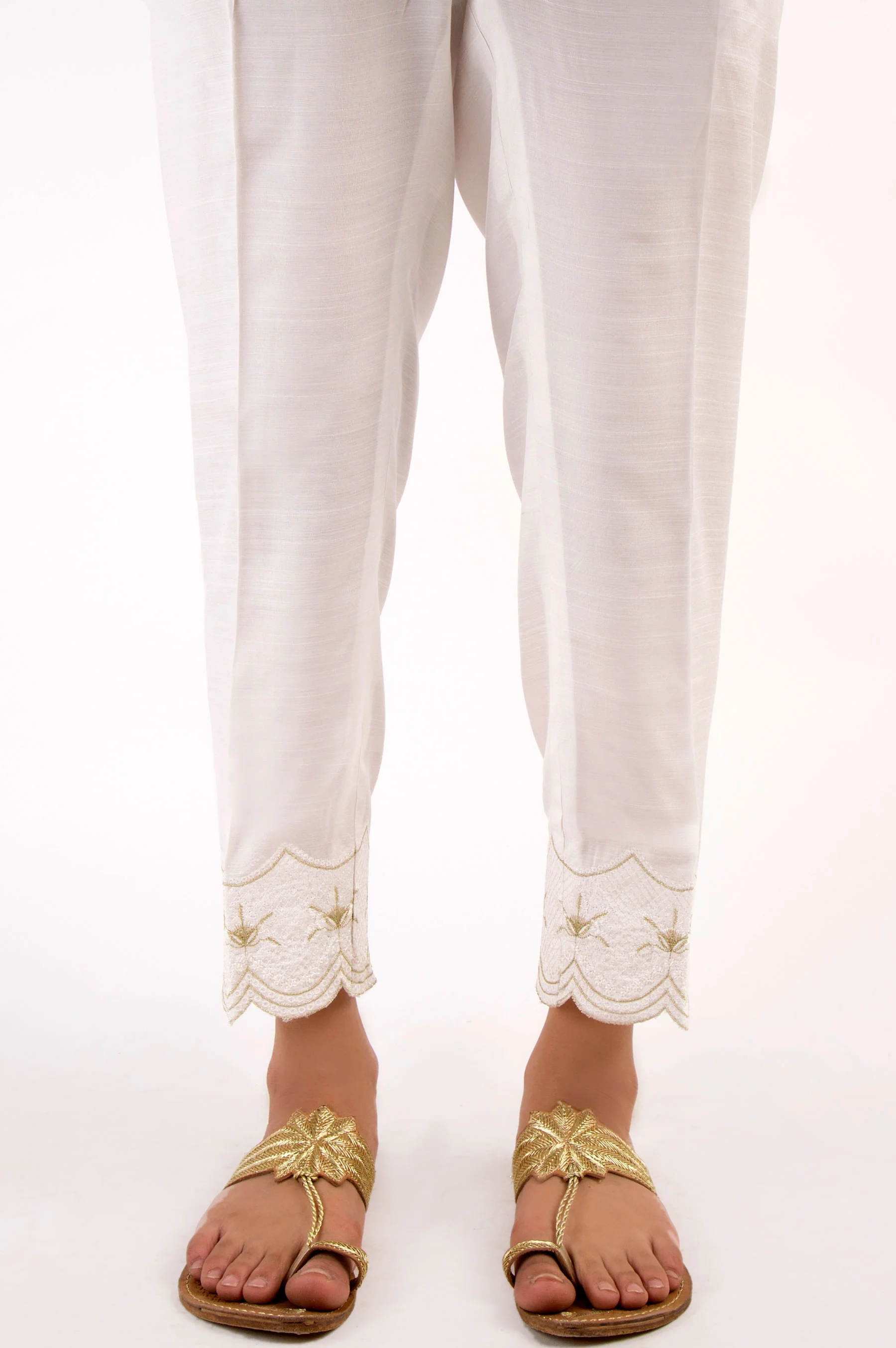 Embroidered Cigarette Pants - White