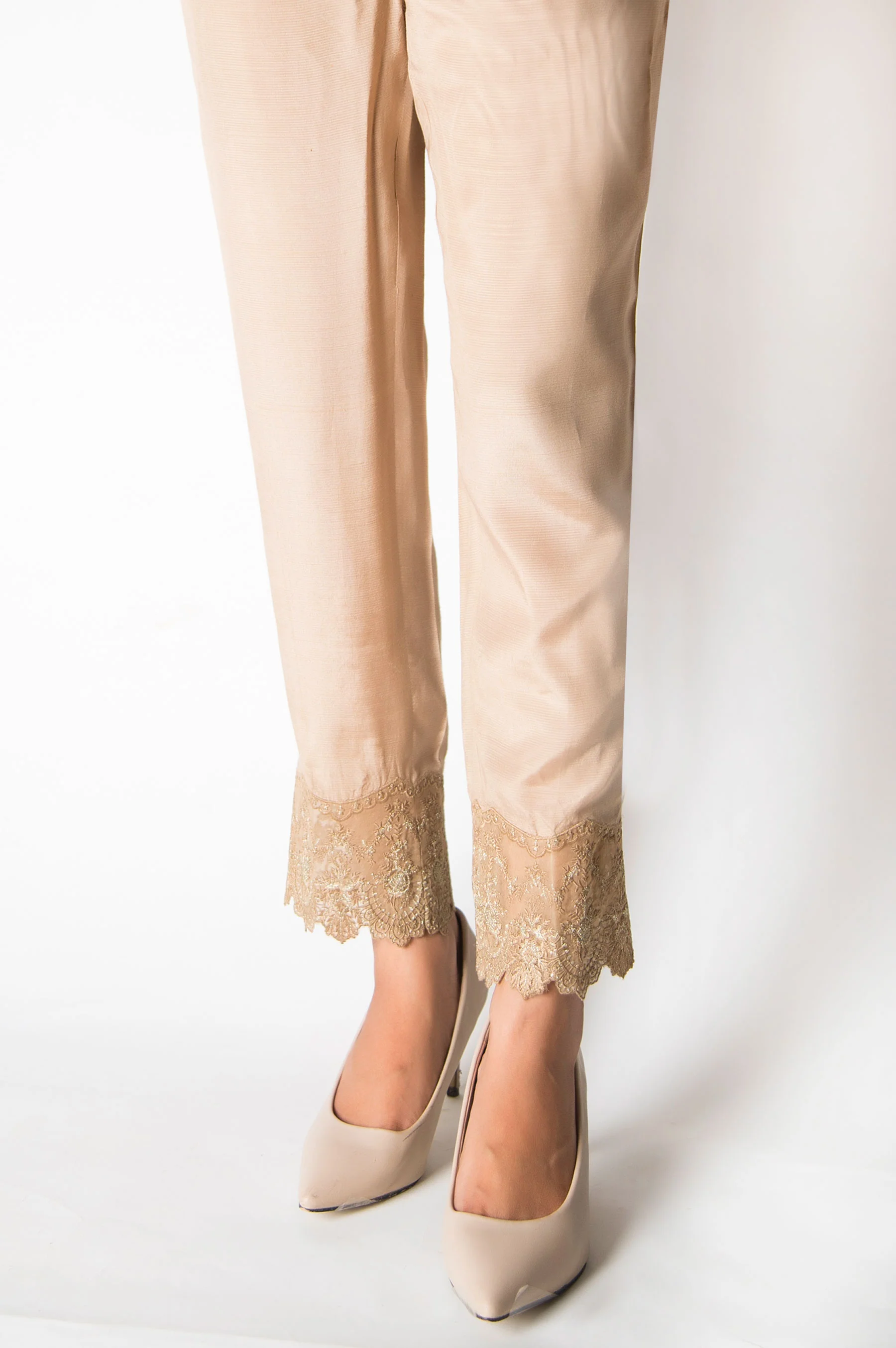 Embroidered cigarette Pants - Beige