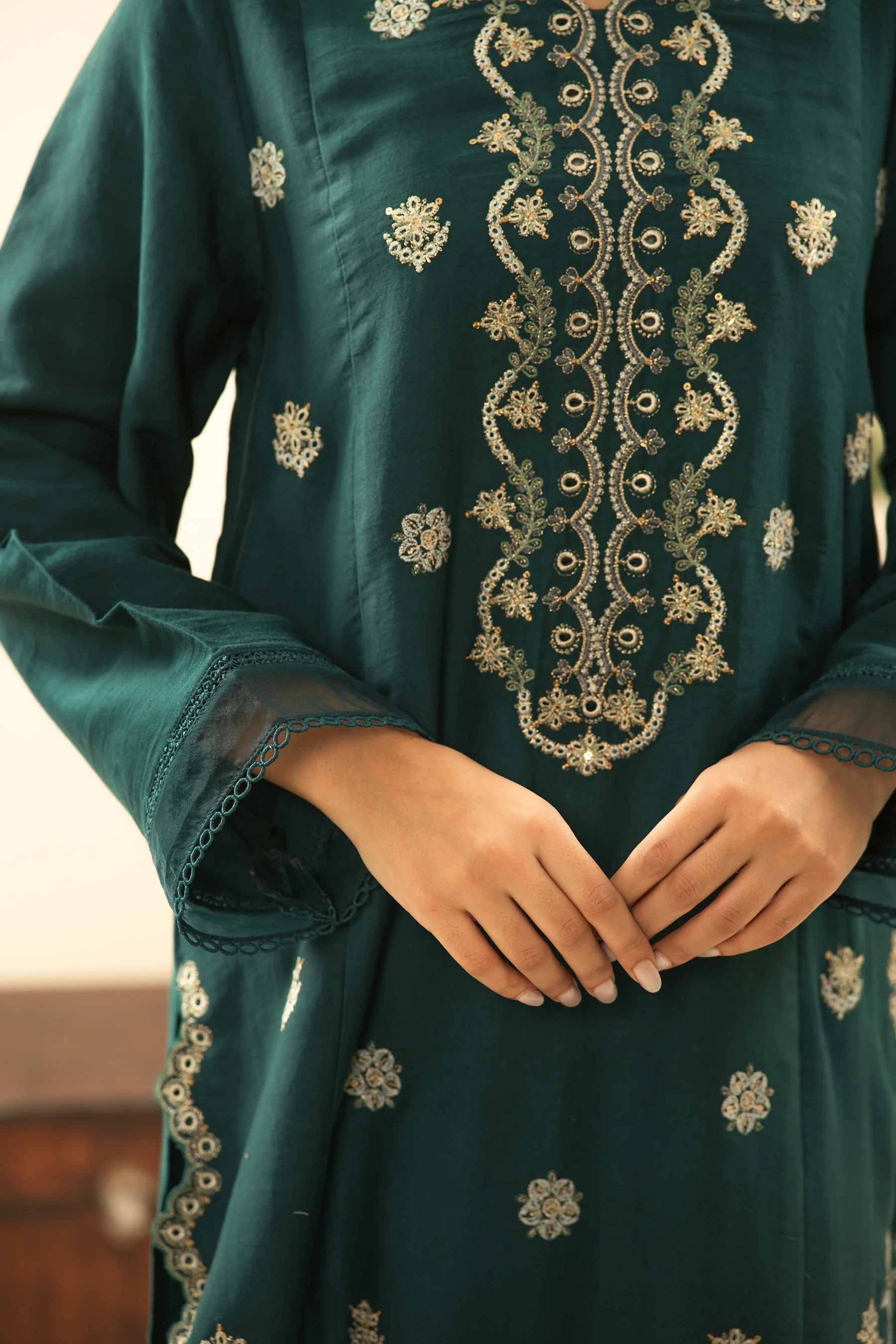 EMBROIDERED COTTON NET UNSTITCHED 3 PIECE SUIT - Image 2