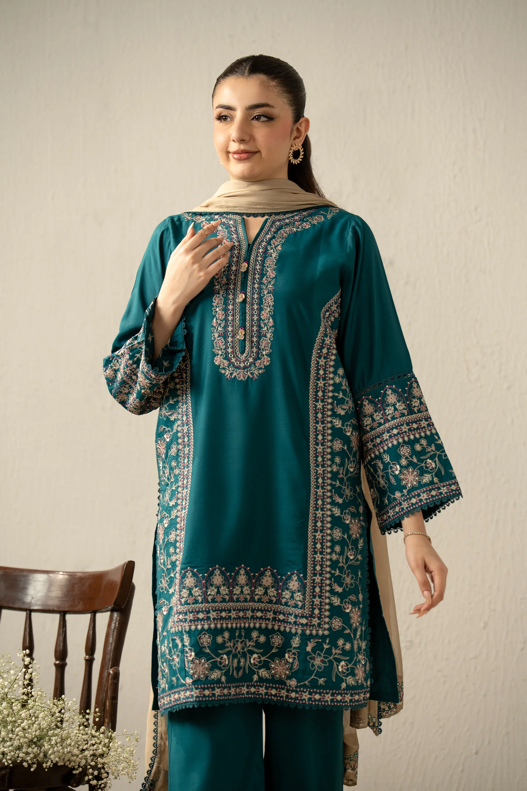 EMBROIDERED RAW SILK STITCHED 3 PIECE SUIT - Image 5