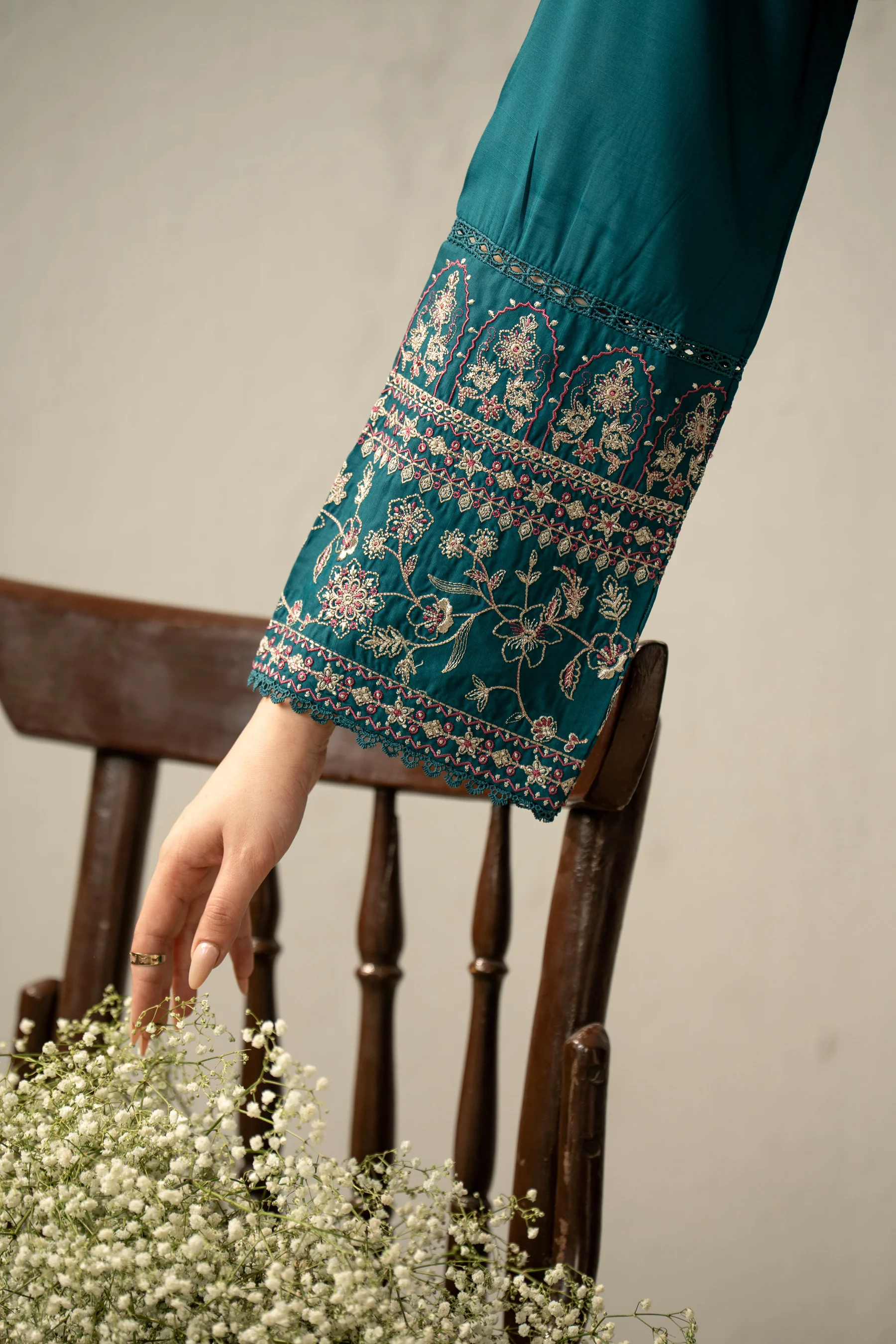 EMBROIDERED RAW SILK STITCHED 3 PIECE SUIT - Image 6
