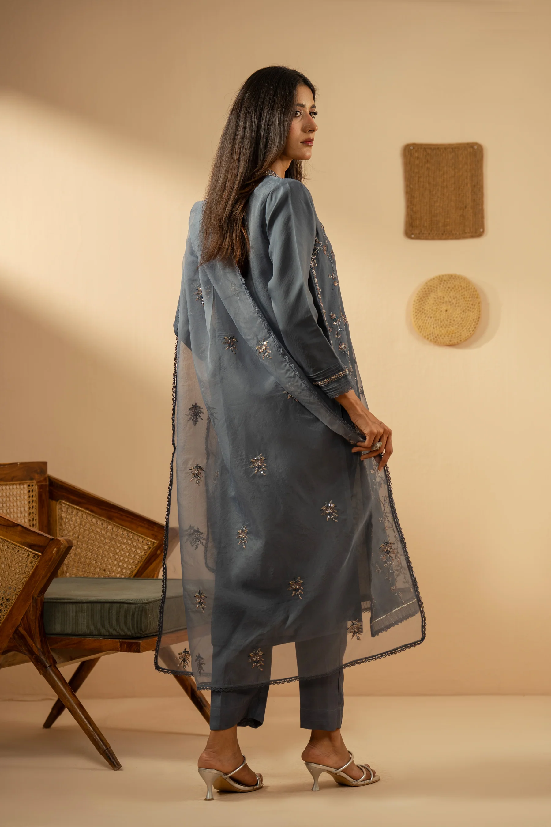 EMBROIDERED ORGANZA STITCHED 3 PIECE SUIT - Image 6