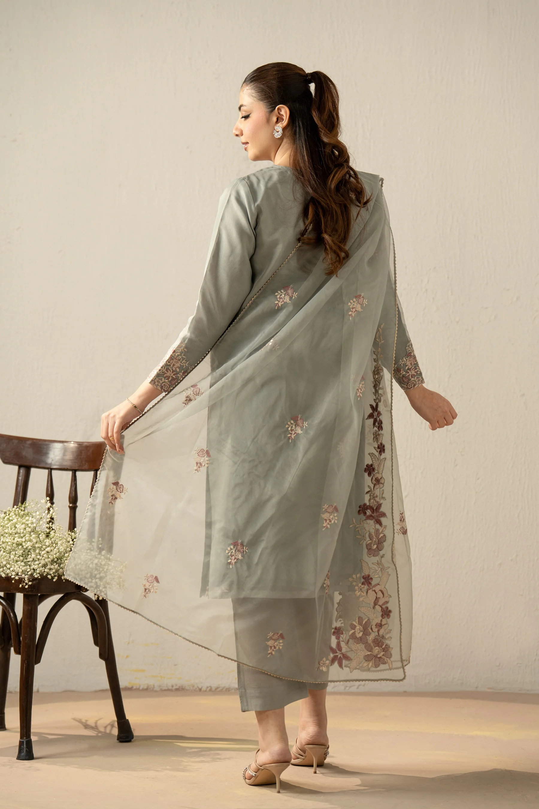 EMBROIDERED ORGANZA STITCHED 3 PIECE SUIT - Image 6